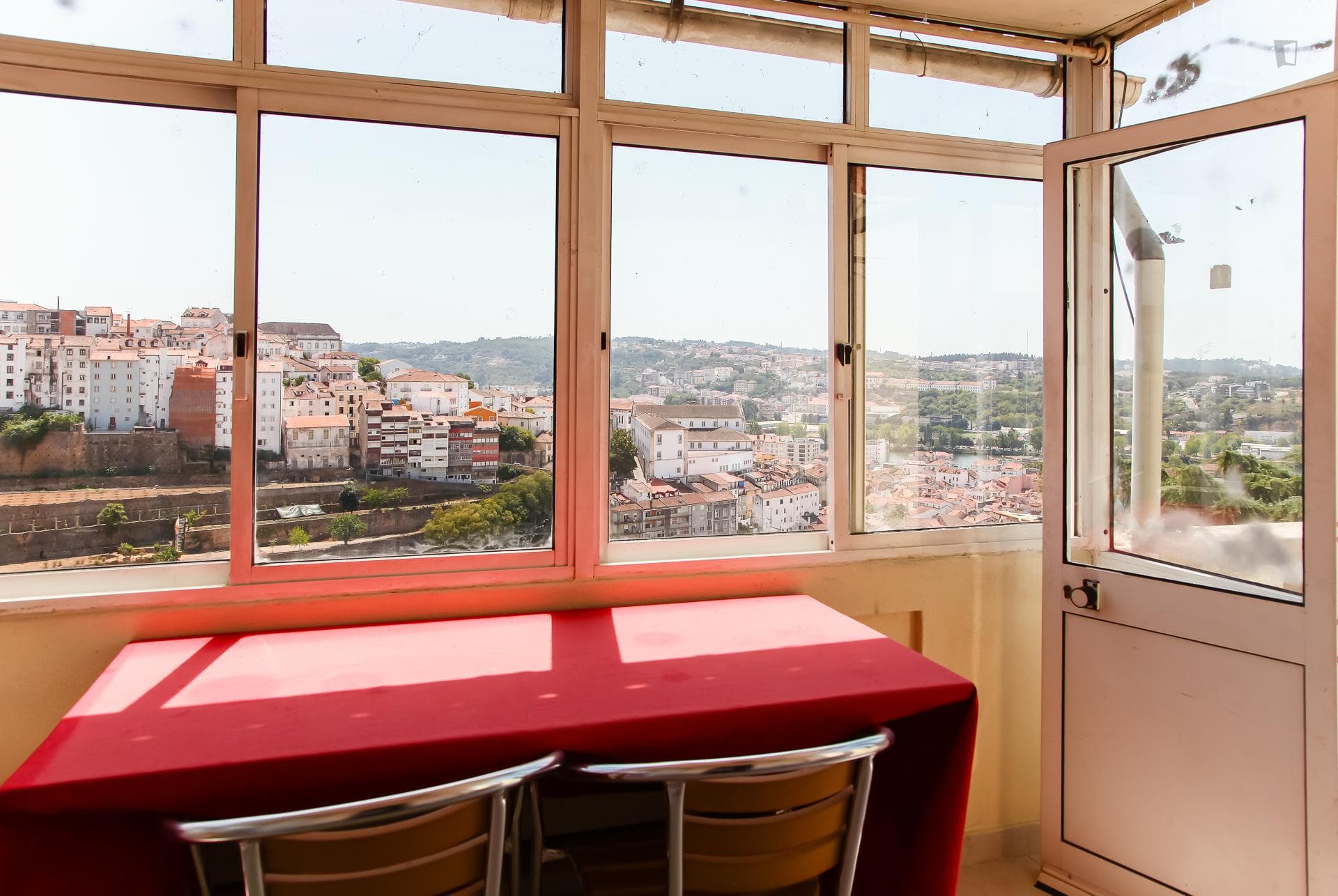 Single bedroom in a student flat, in Montes Claros photo 1