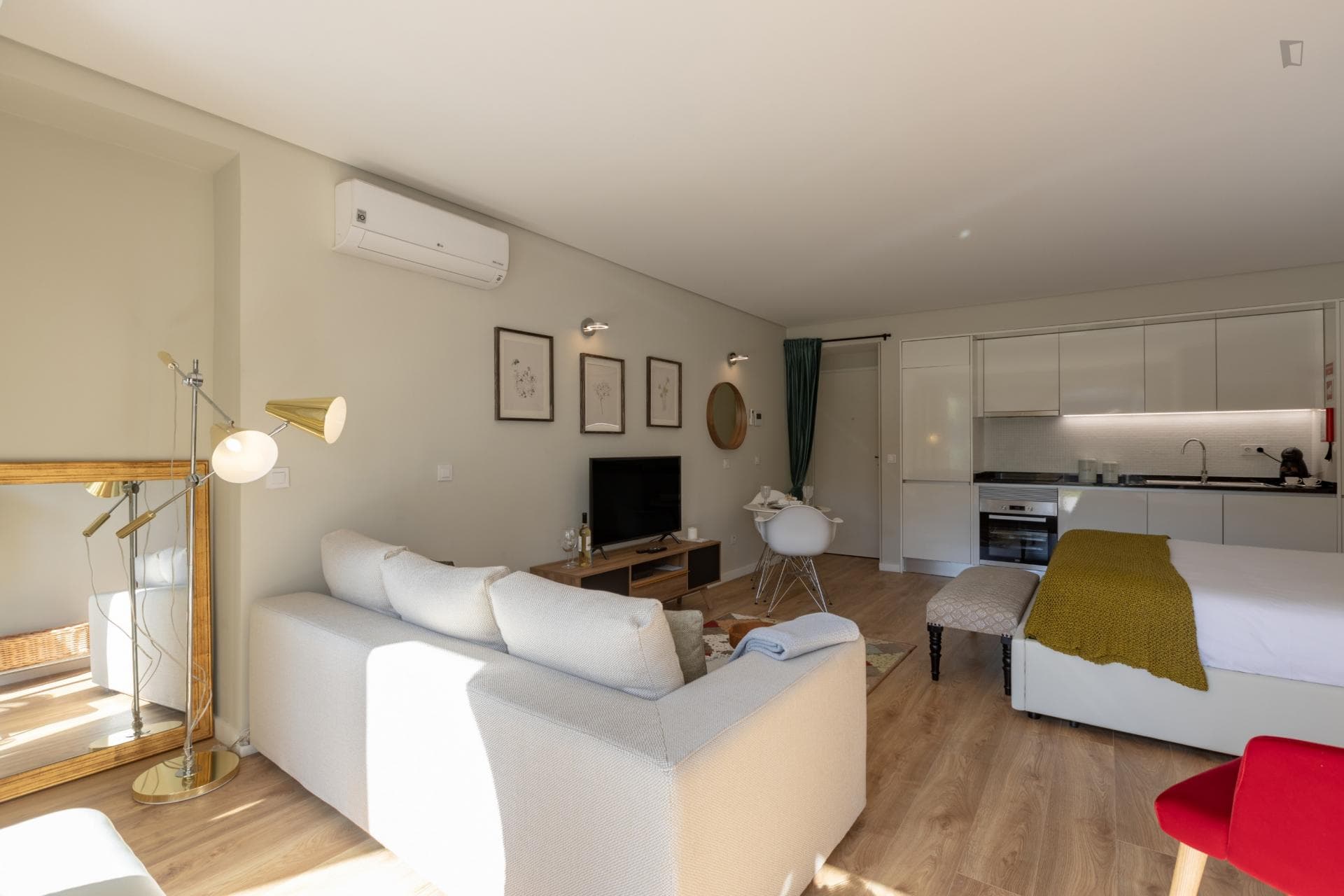 Property photo thumbnail