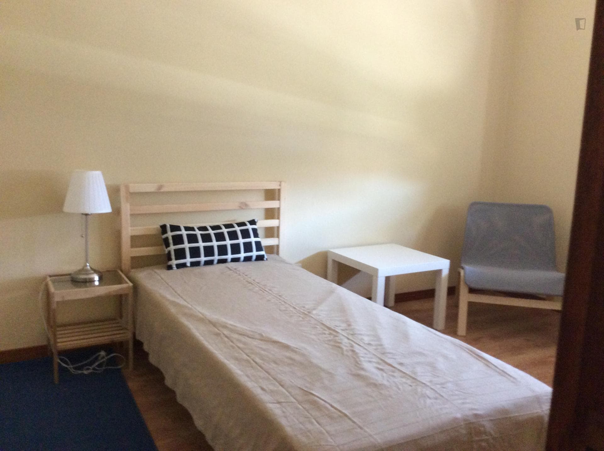 Pleasant single room in São Mamede de Infesta photo 1