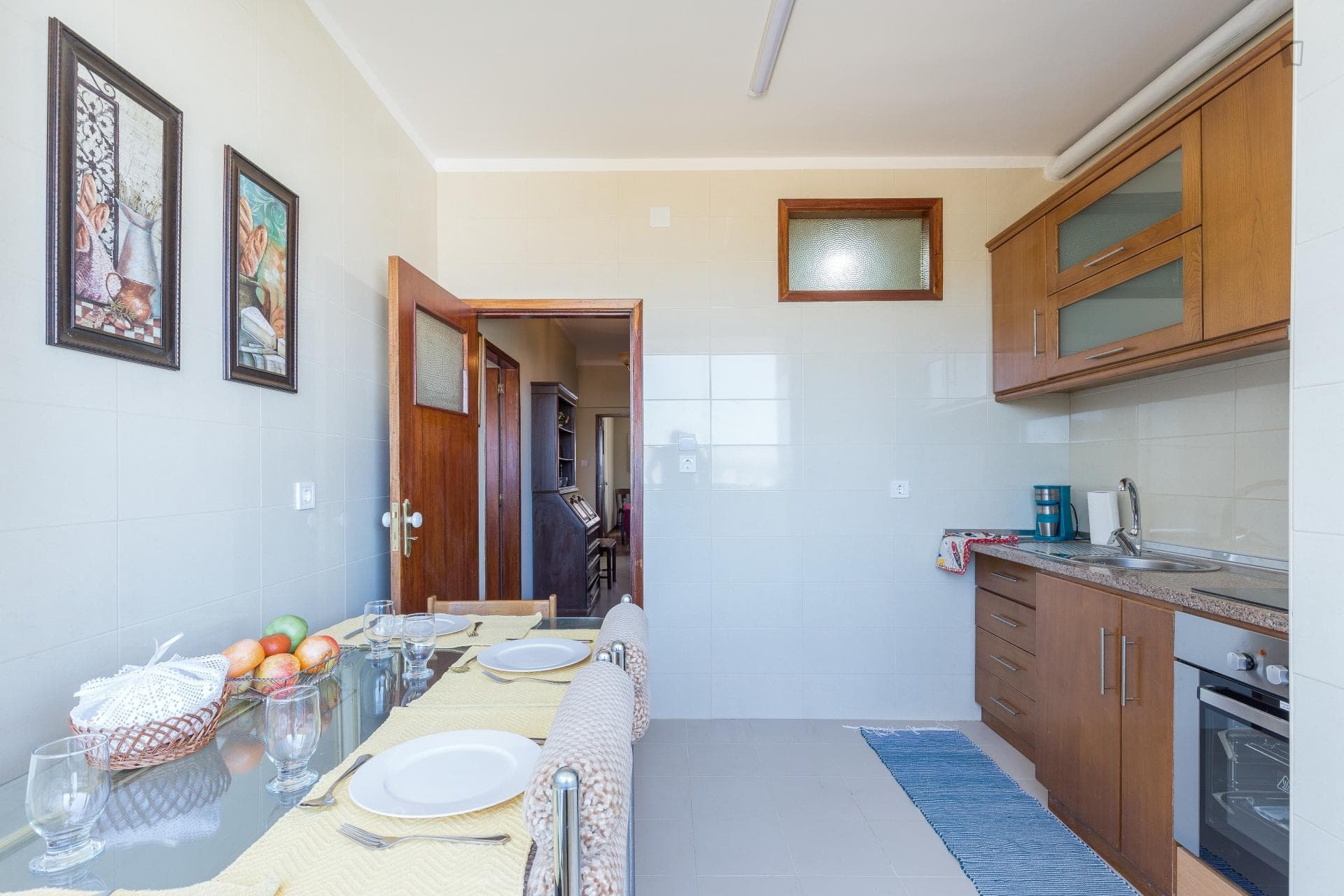 Comfortable double bedroom in Valongo photo 1