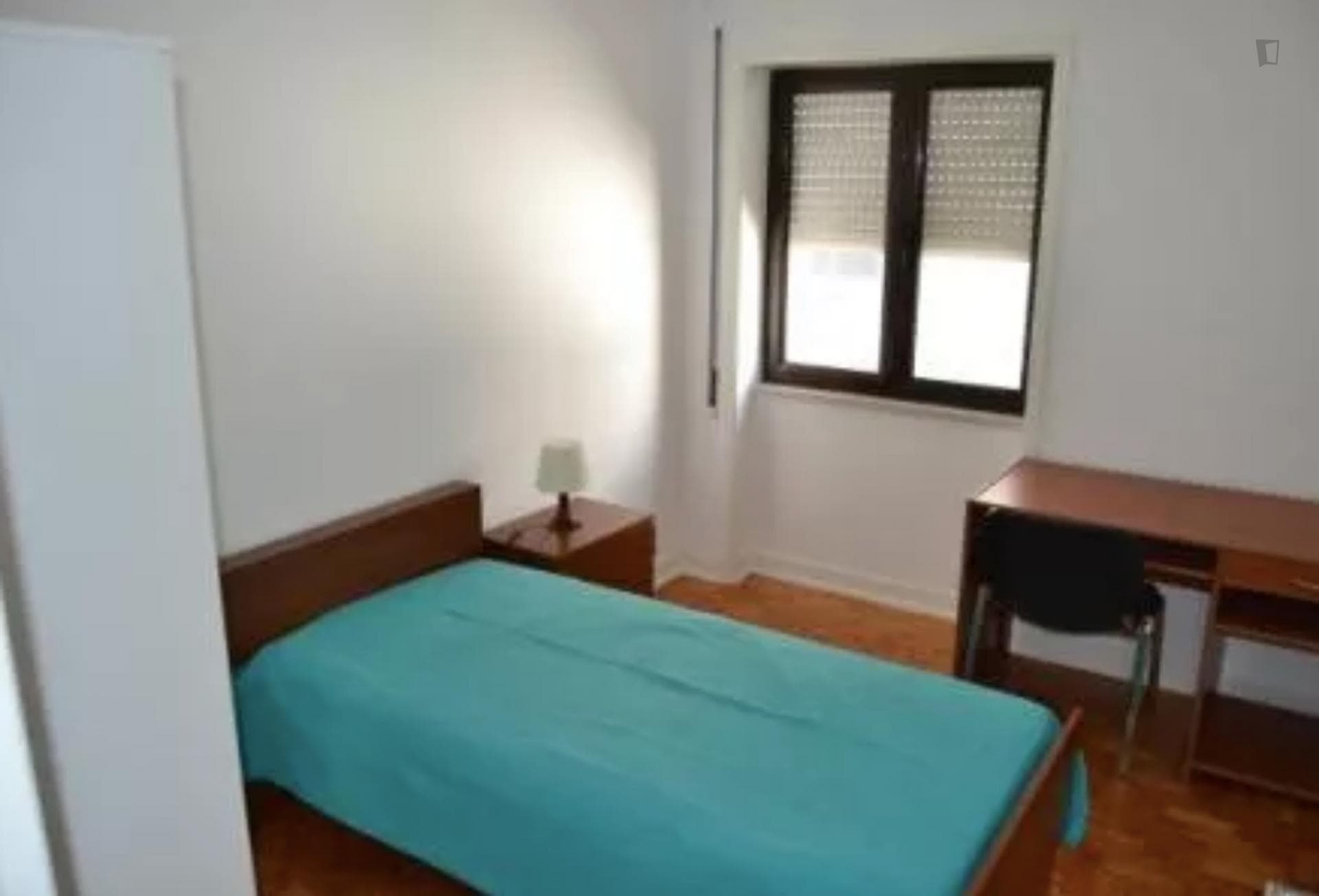 Homely single bedroom in a student flat, near IPC's Escola Superior Agrária photo 1