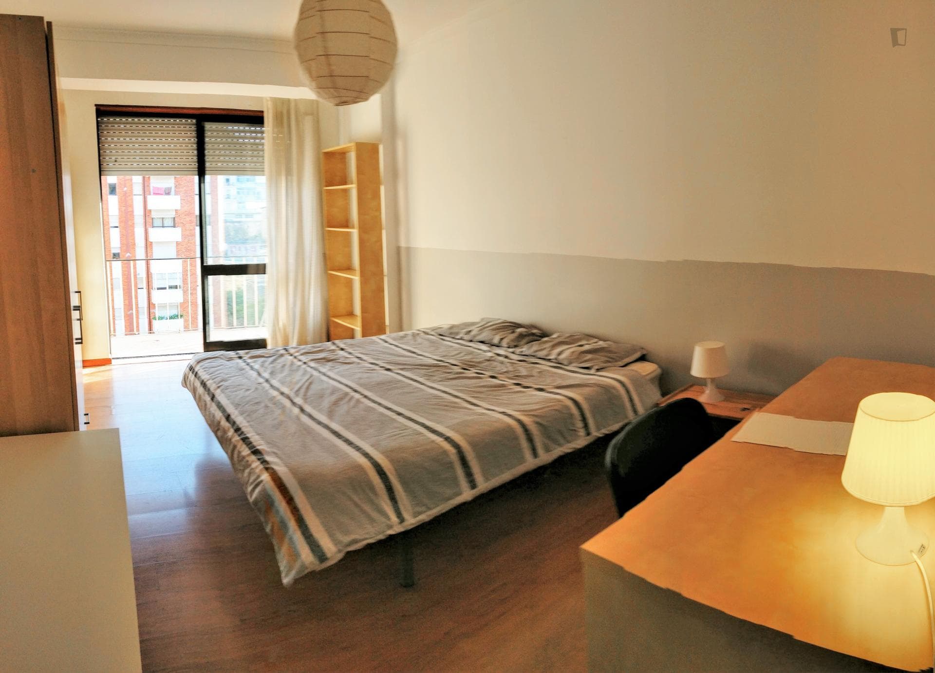 Cool double bedroom near Alma Shopping photo 1