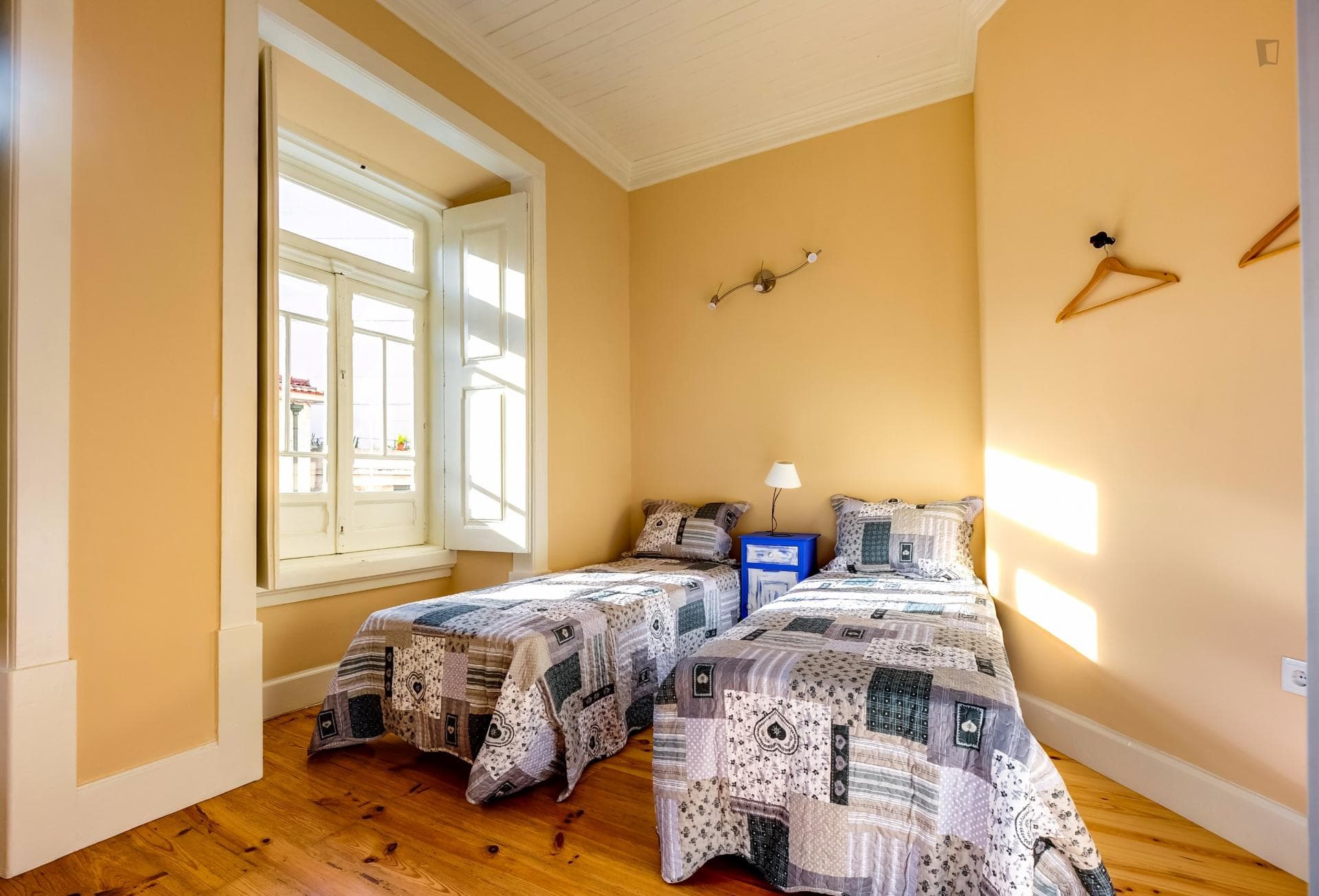 Beautiful 1-bedroom apartment close to Universidade de Coimbra photo 1