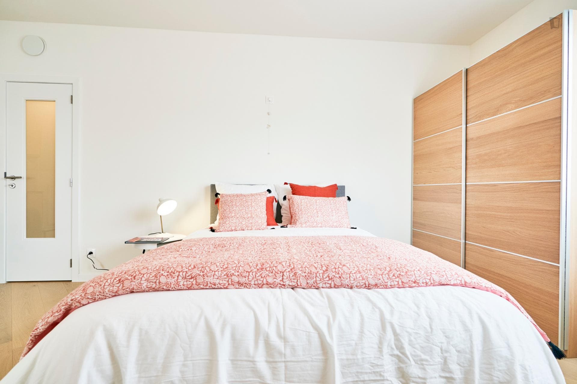 Stylish studio apartment in Brussels photo 1