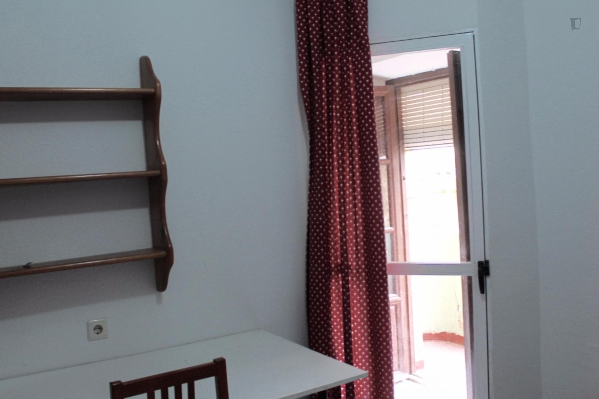 Cool single bedroom next to the Facultad de Derecho photo 1