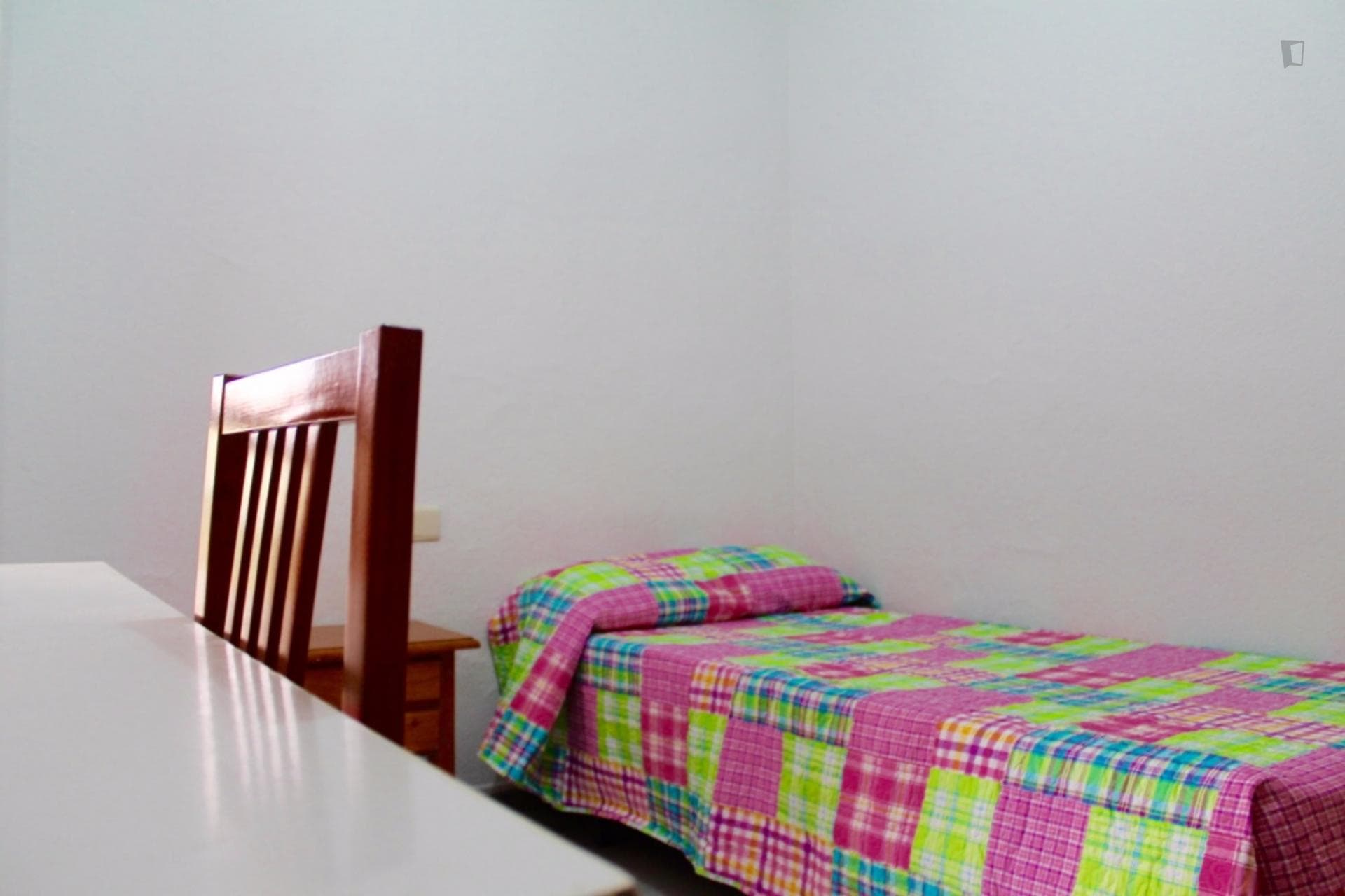 Lovely single bedroom near Escuela Tecnica Superior de Arquitectura photo 1