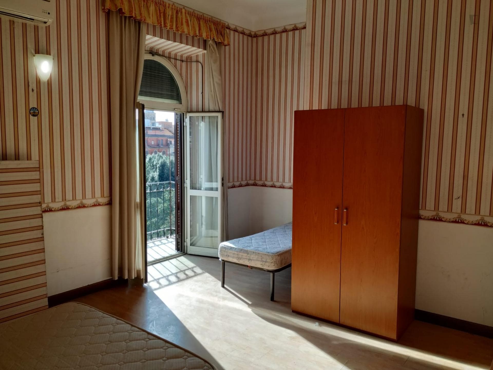 Twin bedroom near Piazza Manfredo Fanti photo 1