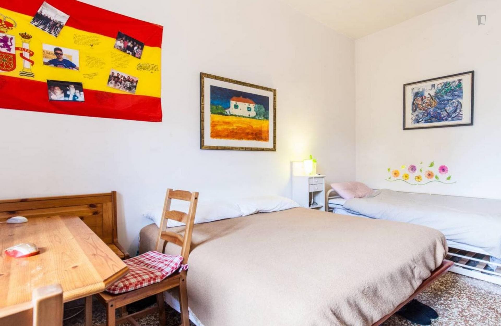 Cosy twin room close to San Giovanni metro station photo 1
