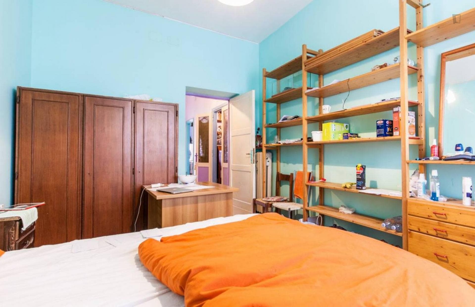 Luminous double room close to San Giovanni metro station photo 1