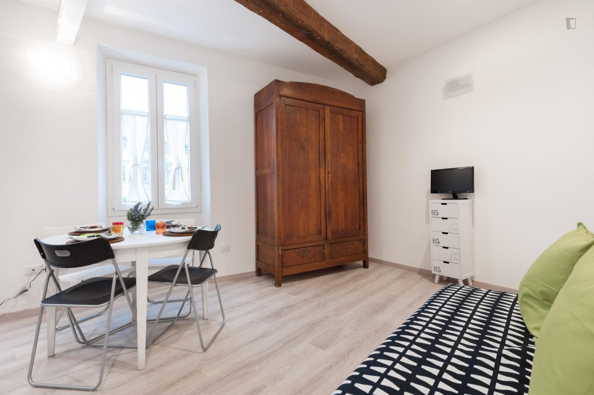 Property photo thumbnail