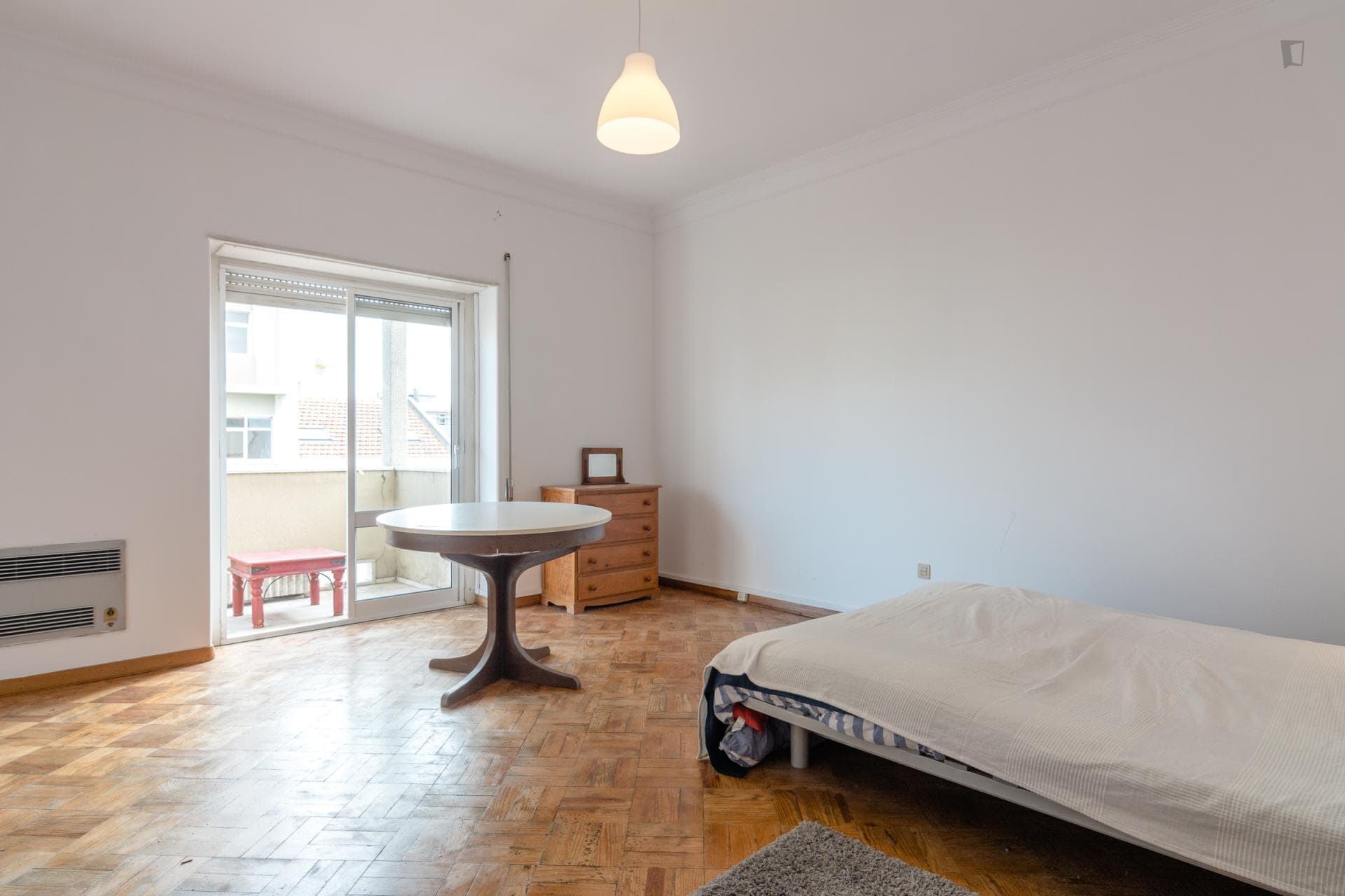 Comfortable double bedroom near Instituto Superior Técnico photo 1