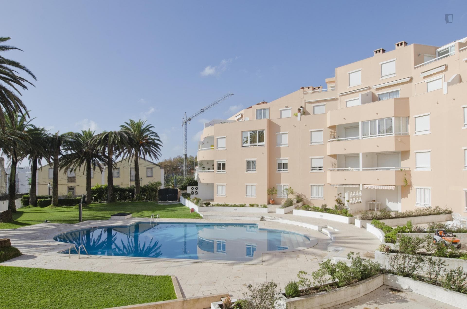 Double bedroom with swimming pool, in seaside Parede photo 1