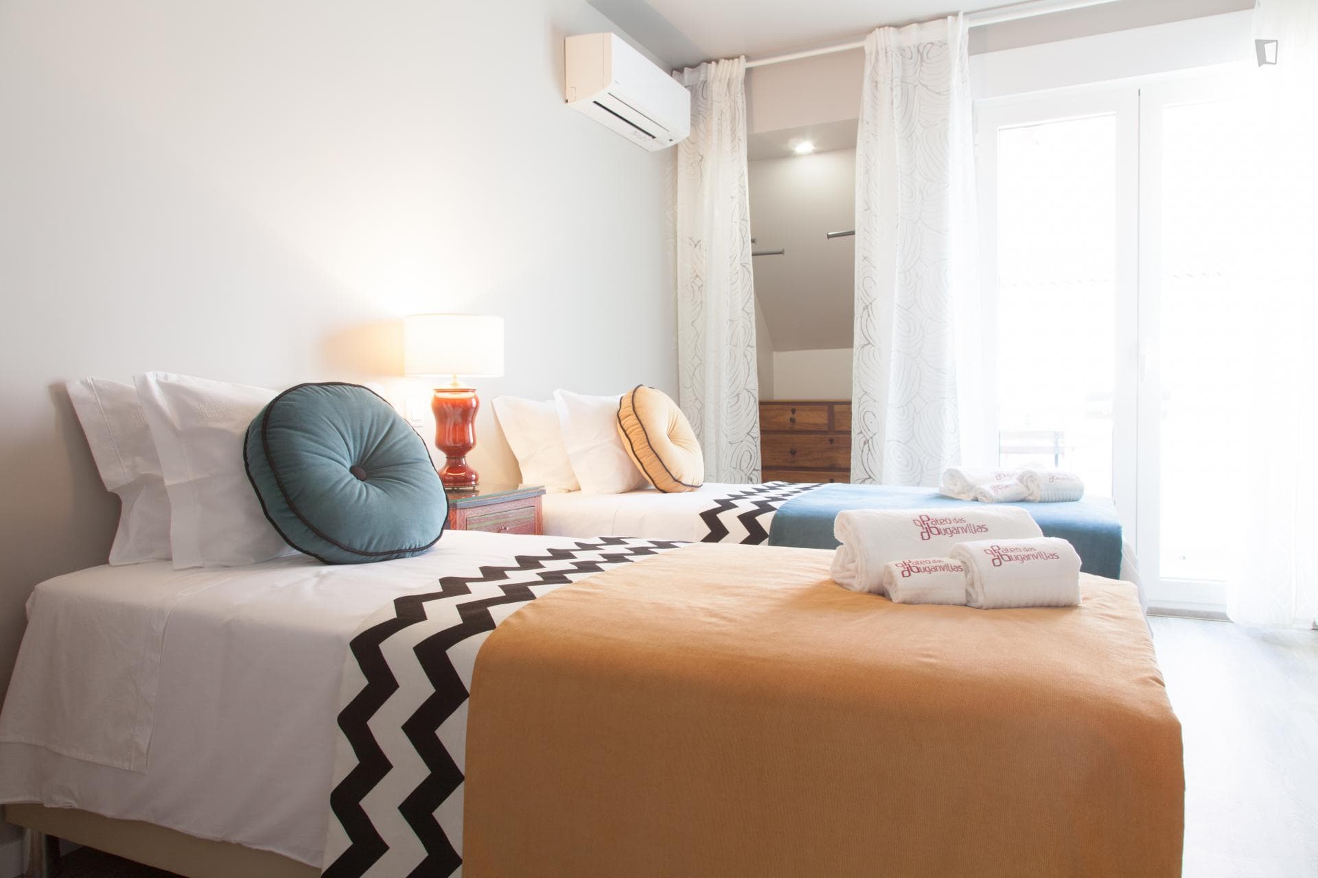 Duplex apartment in traditional pateo - Campolide photo 1