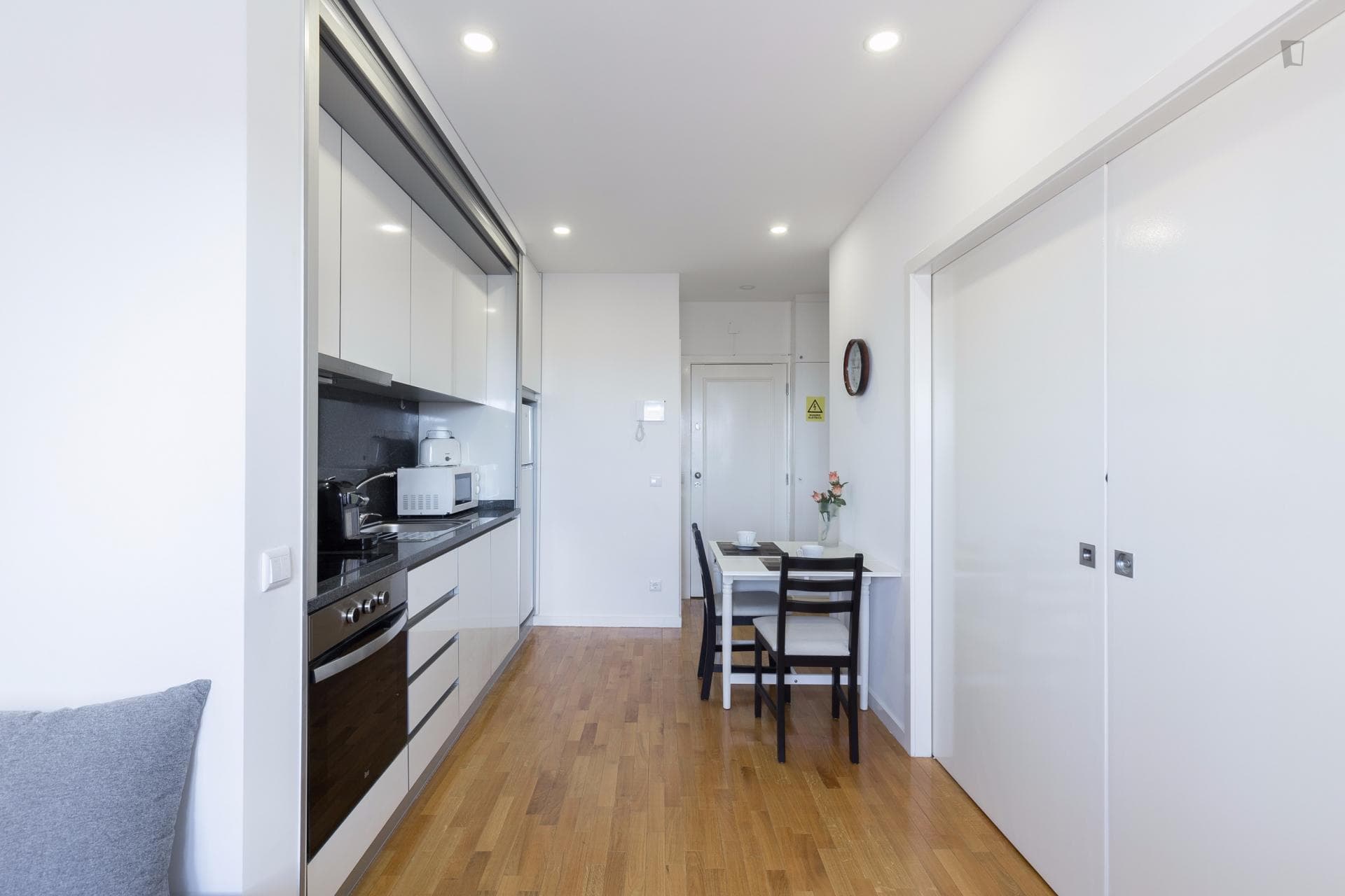 1-bedroom apartment with Air Conditioning photo 1