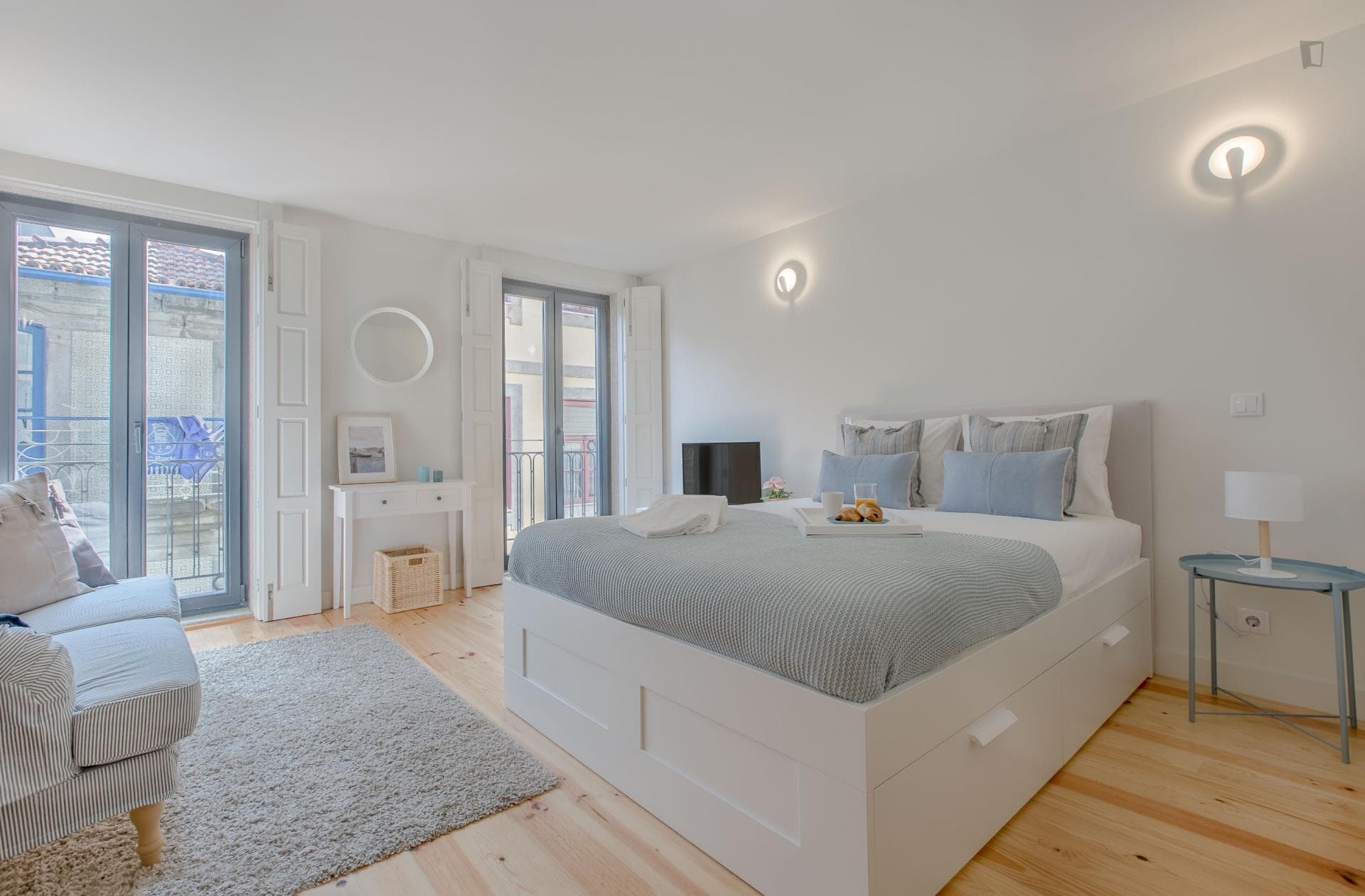 Property photo thumbnail