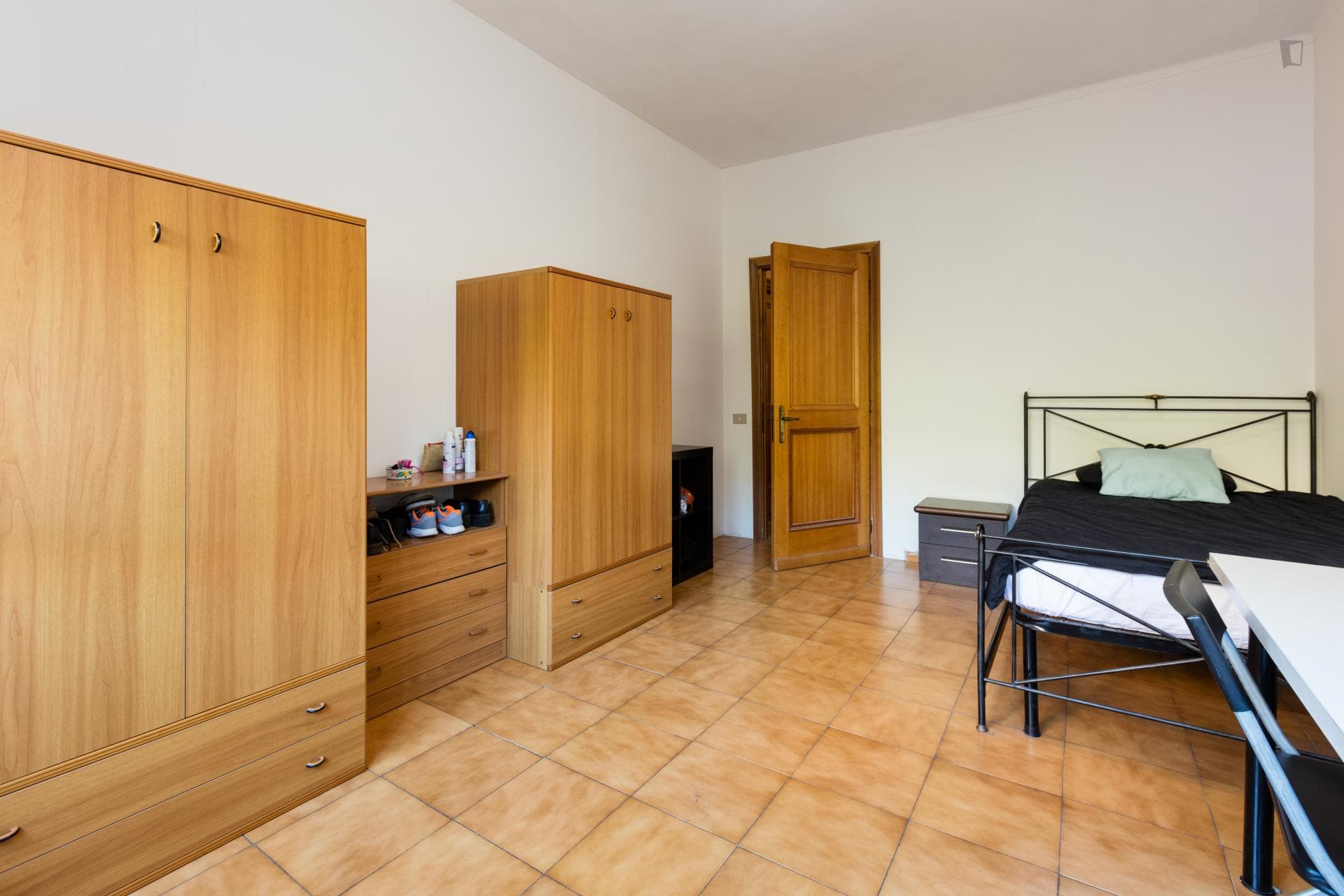 Bright single bedroom in Quartiere X Ostiense photo 1