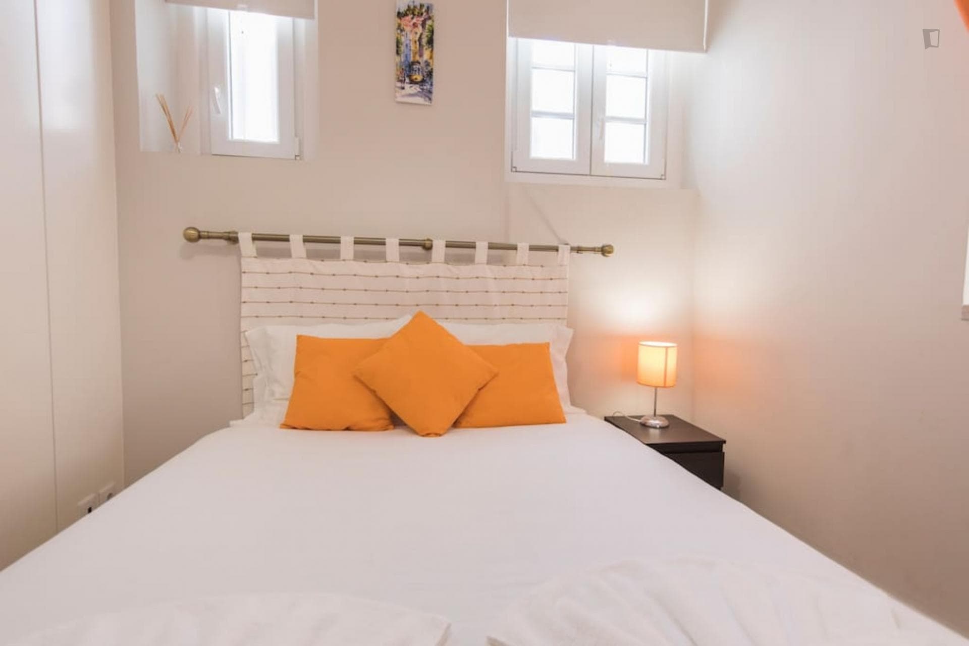 Cozy flat near Santa Apolónia metro station photo 1