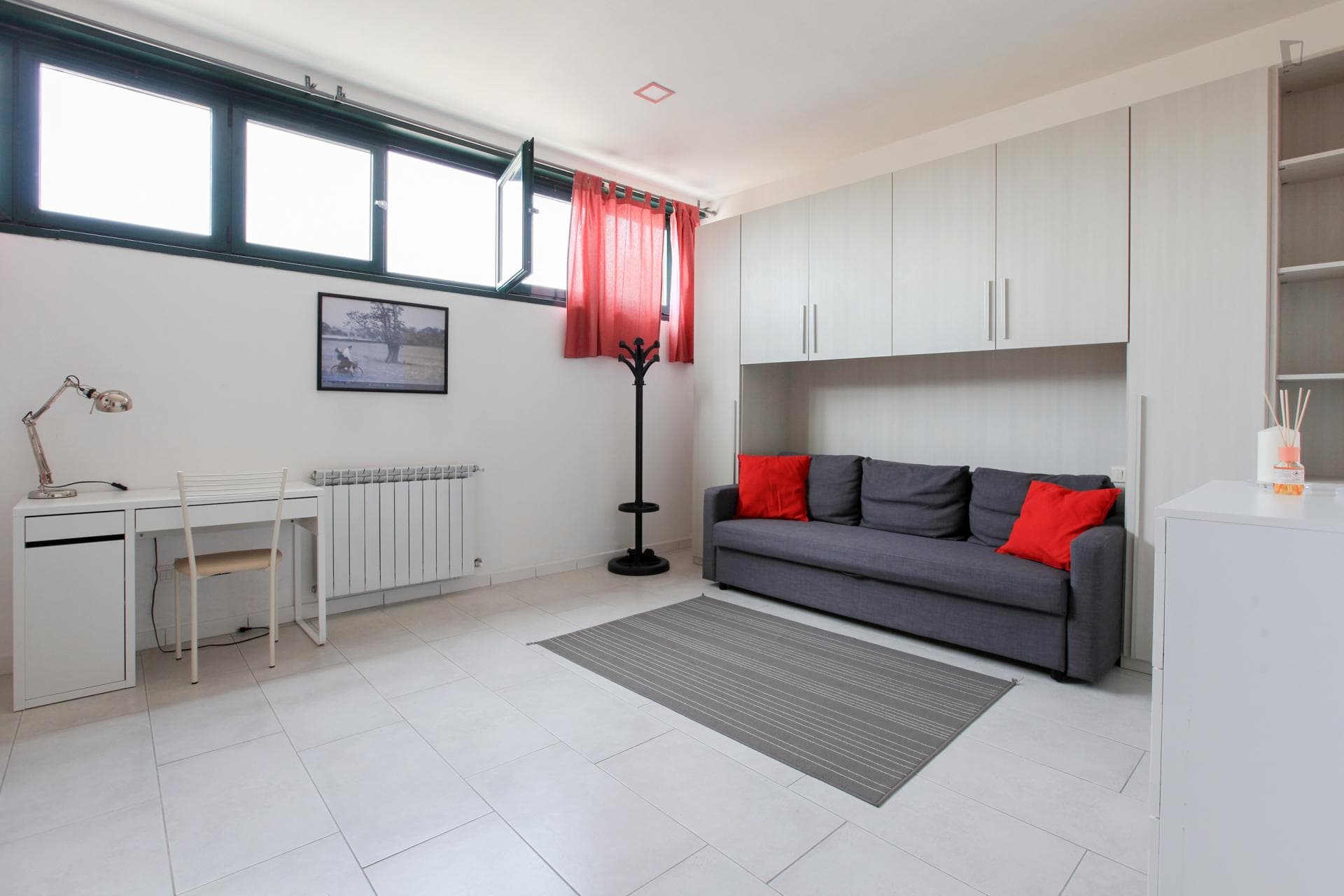 Cozy studio close to Politecnico di Milano Bovisa Campus photo 1
