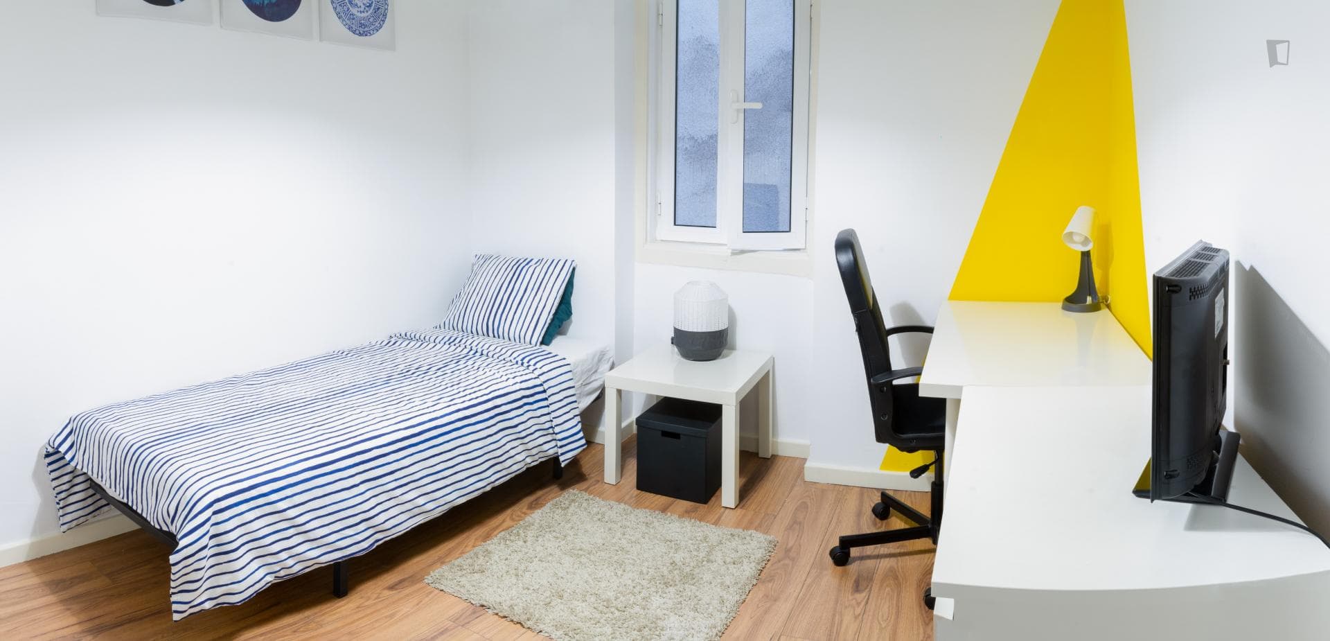 Cool single bedroom in Arroios photo 1