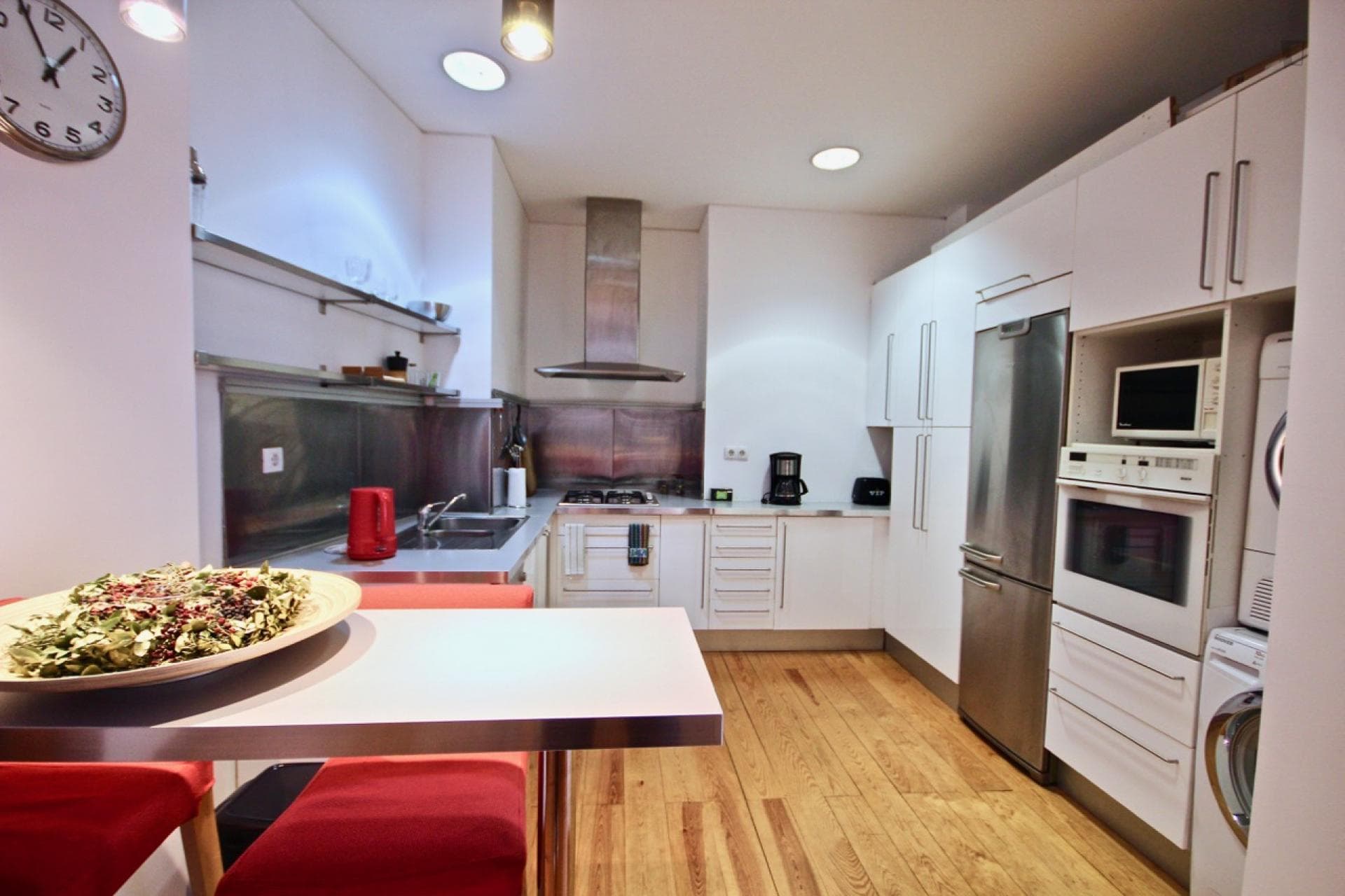 Elegant 2-bedroom apartment in lively Rossio photo 1