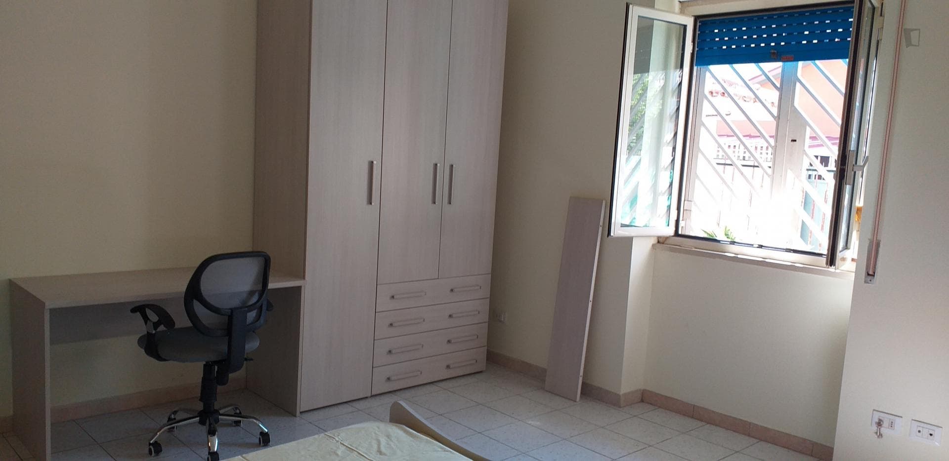 Pleasant single bedroom in Tor Vergata photo 1