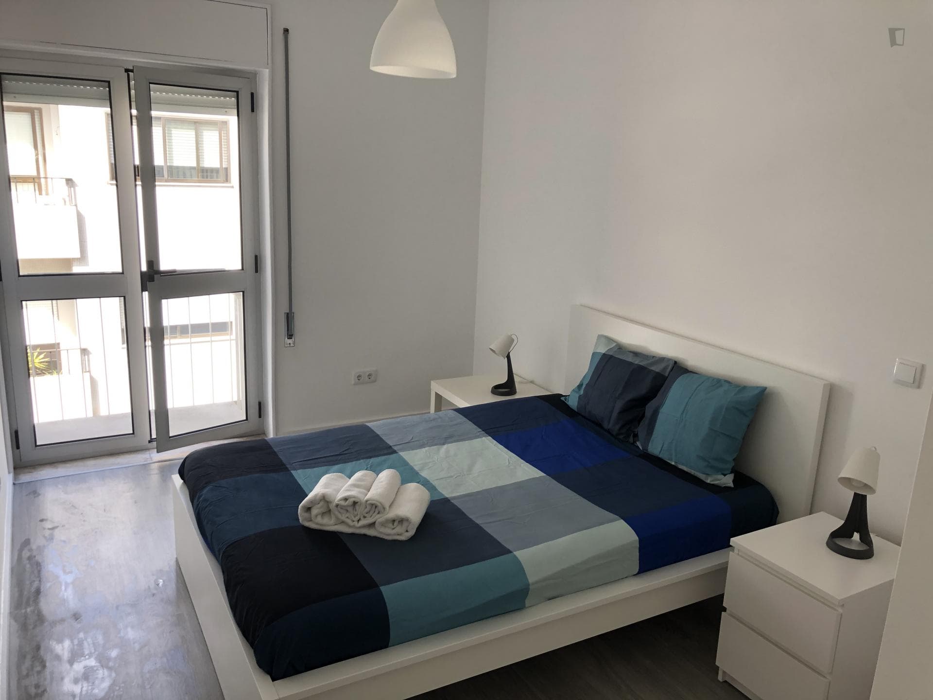 Nice double bedroom near Capelo das Almas photo 1