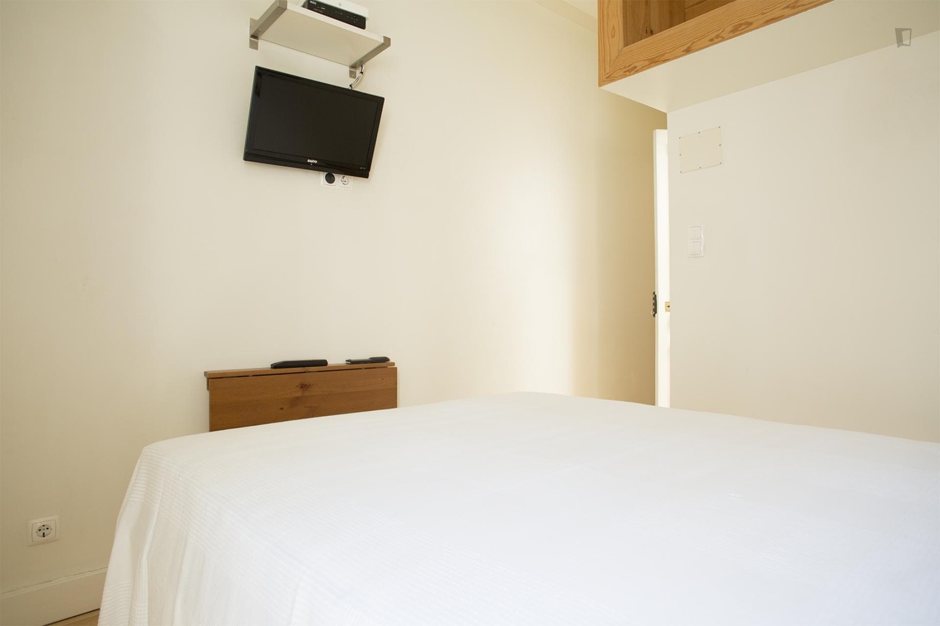 Neat studio in Bairro Alto photo 1