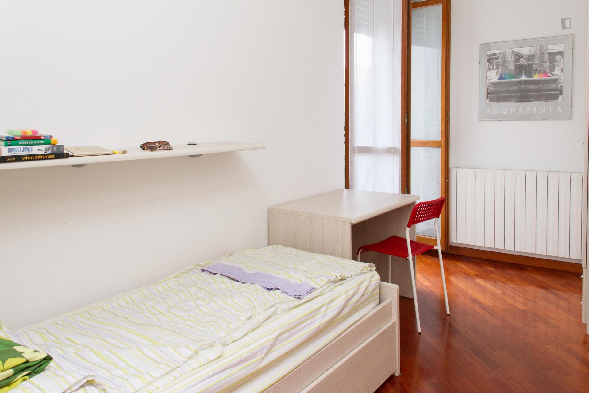 Very neat single bedroom in the Inganni neighbourhood photo 1