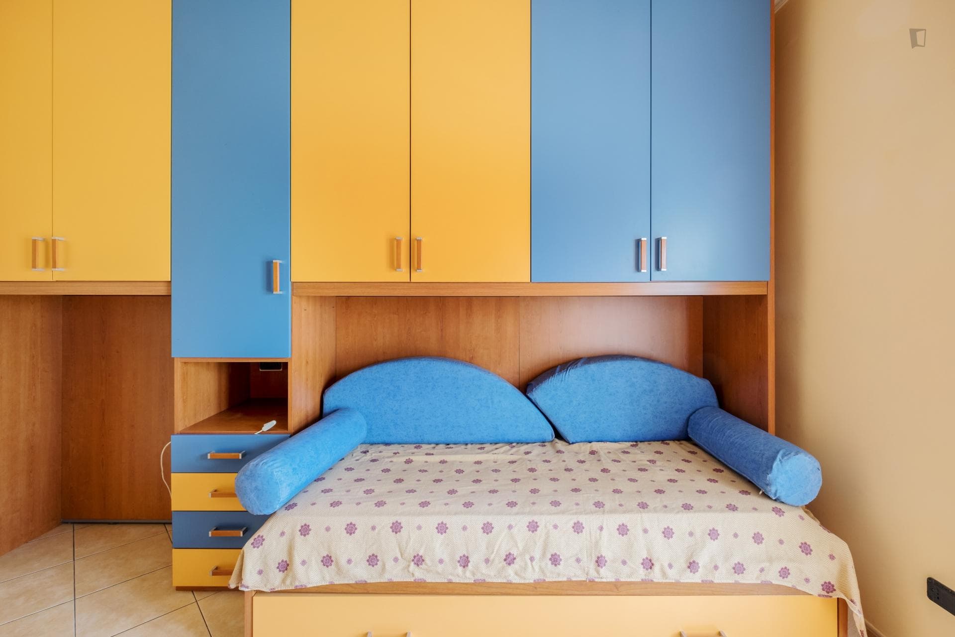 Bright single bedroom close to Acilia station photo 1