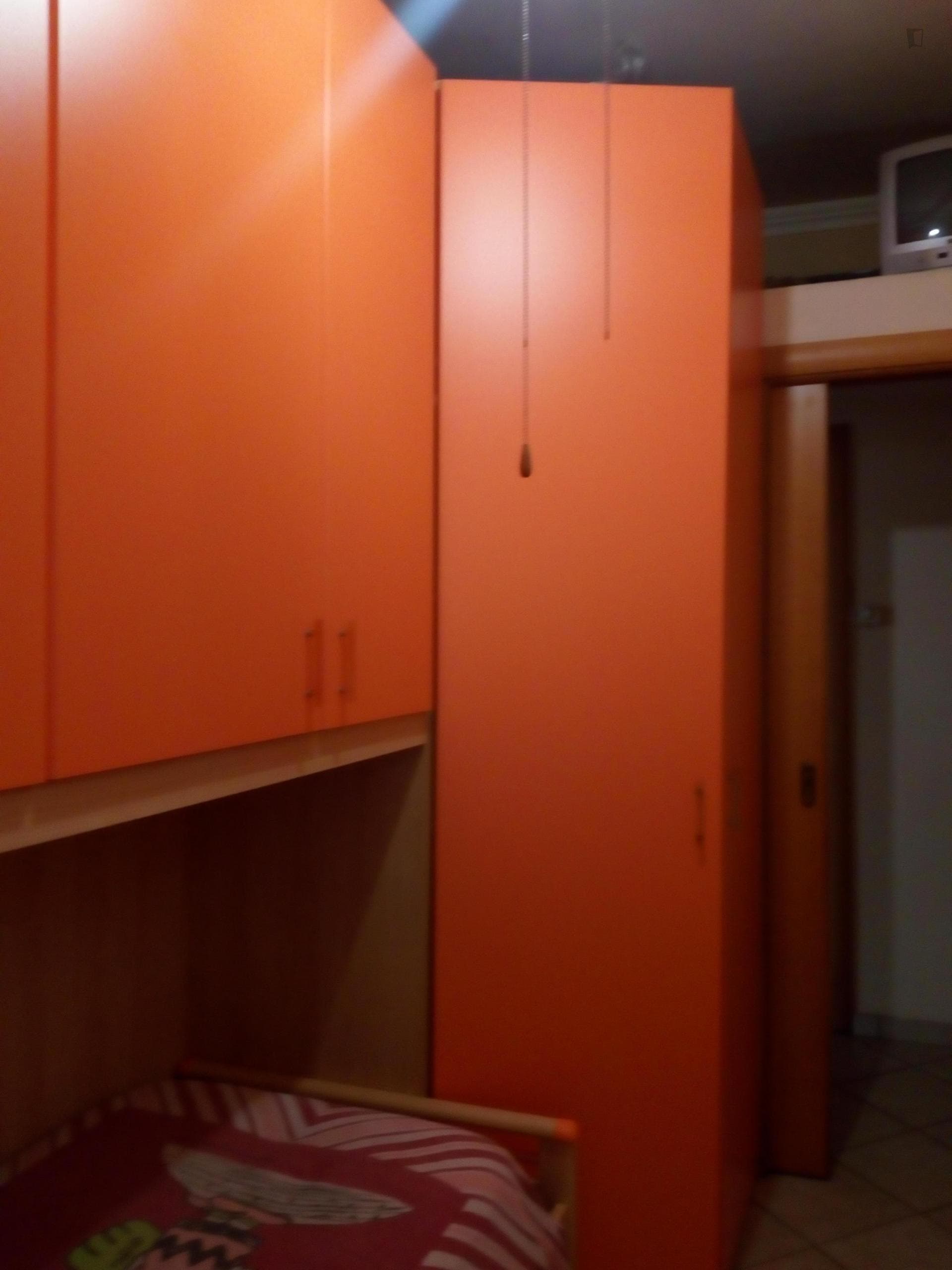 Nice single bedroom in Nettuno photo 1