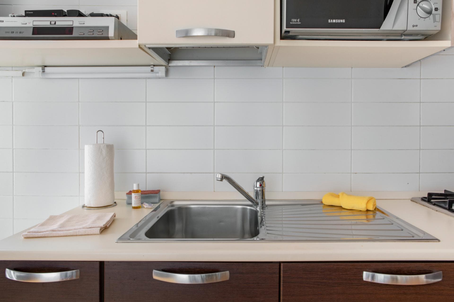 Inviting 1-Bedroom flat near the Philosophy and Communication University Department photo 1