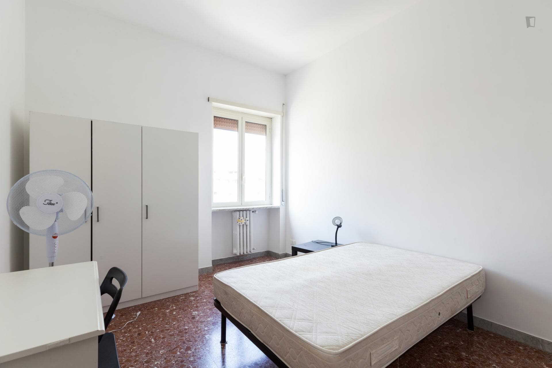 Nice double bedroom close to Università Roma Tre photo 1