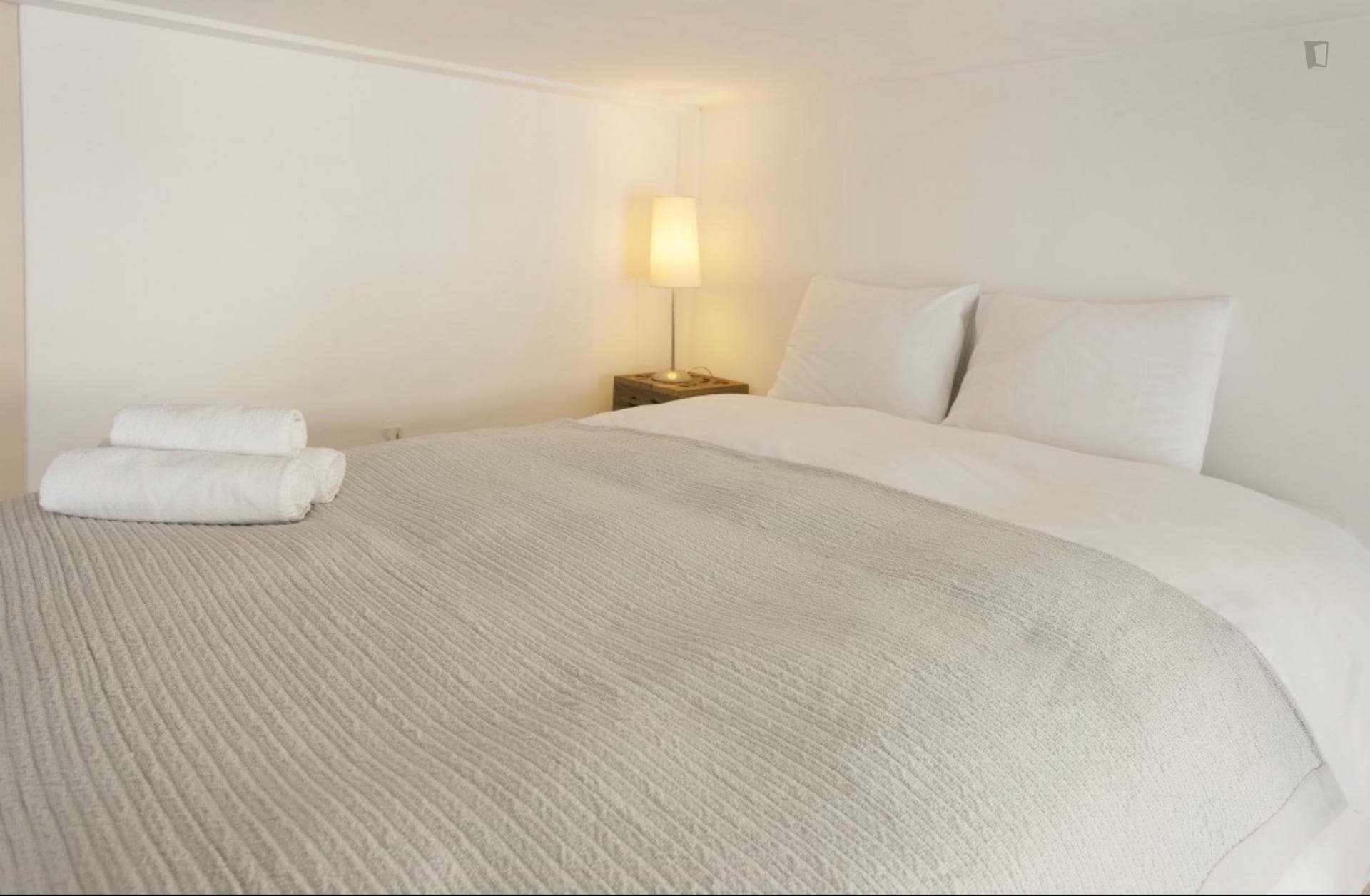 Amazing 1-bedroom apartment near Rossio metro station photo 1