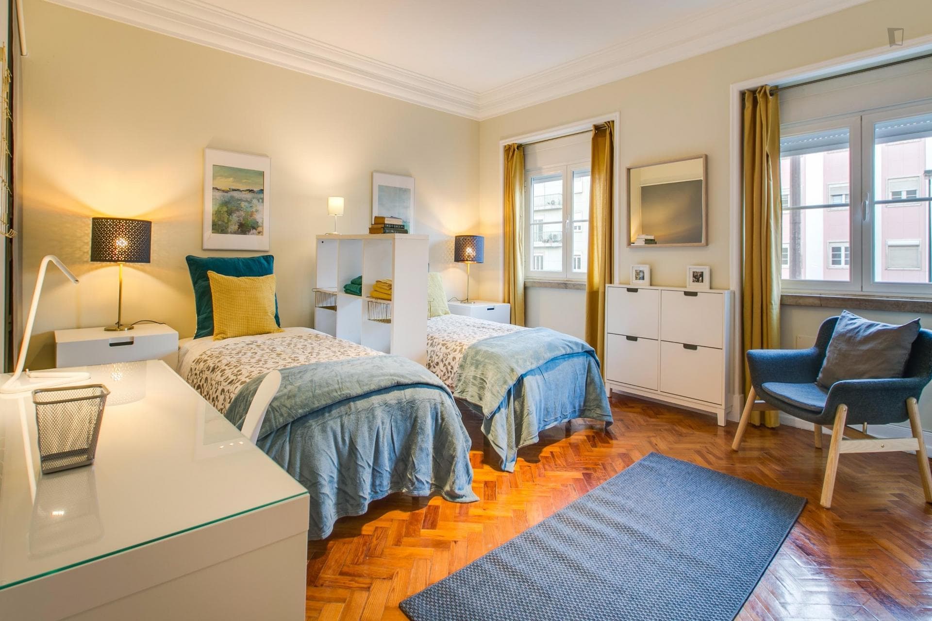 Twin bedroom in Roma-Areeiro photo 1