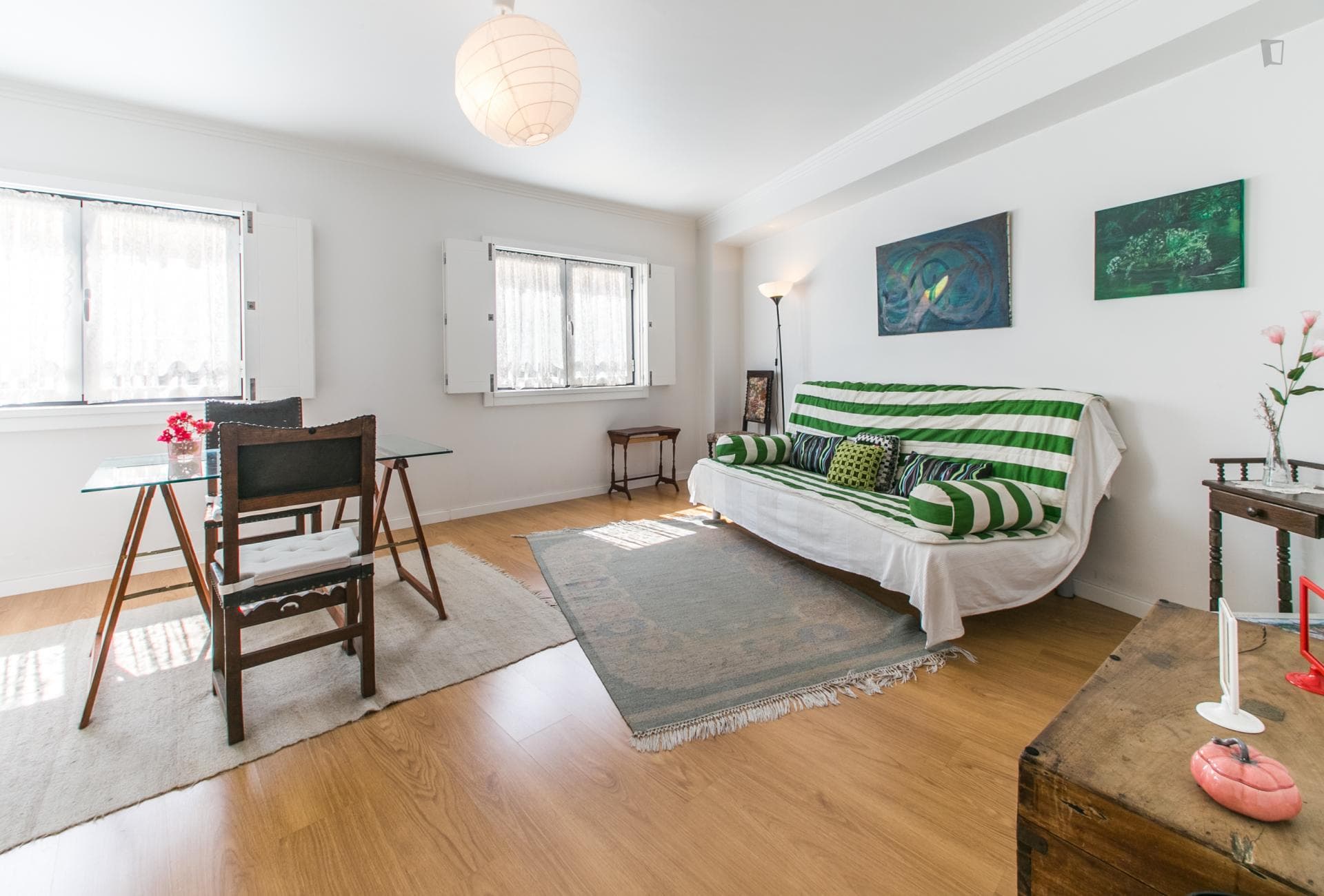 Awesome 1-bedroom apartment in Graça photo 1