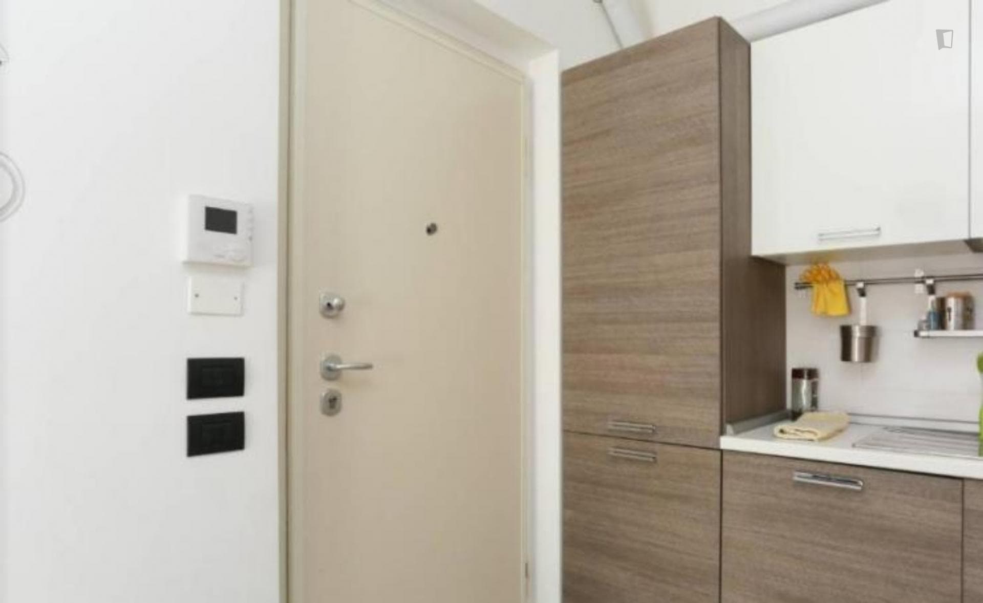 Luminous flat not far from Udine Metro station photo 1