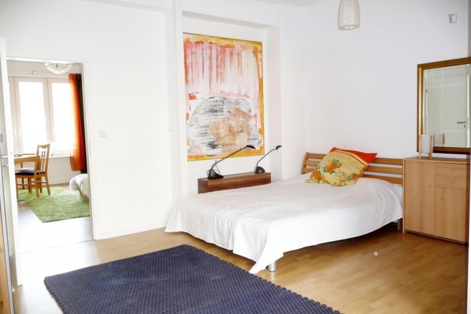 Inviting 1-bedroom flat in Grunewald photo 1