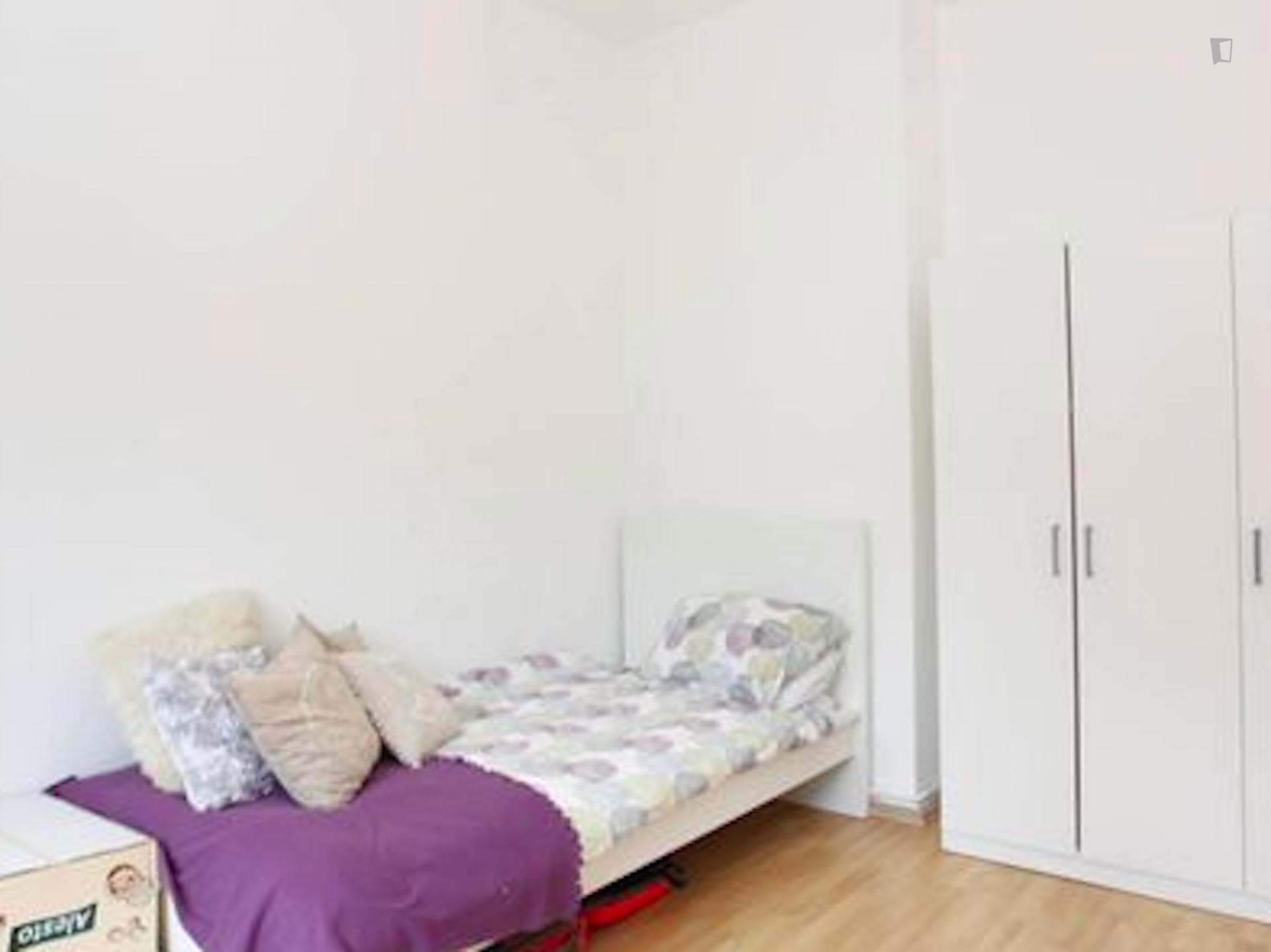 Charming Single Bedroom in the heart of Neukölln photo 1