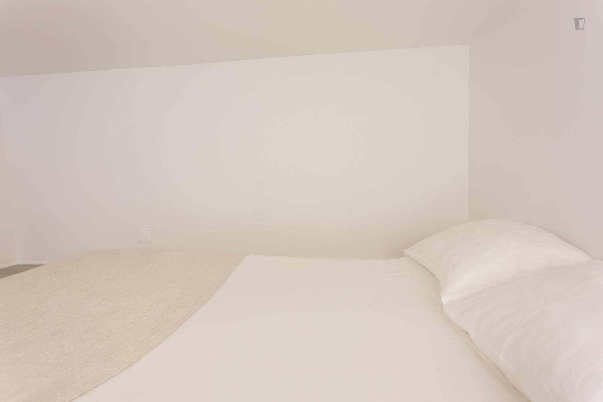 Studio apartment close to Rossio metro station photo 1