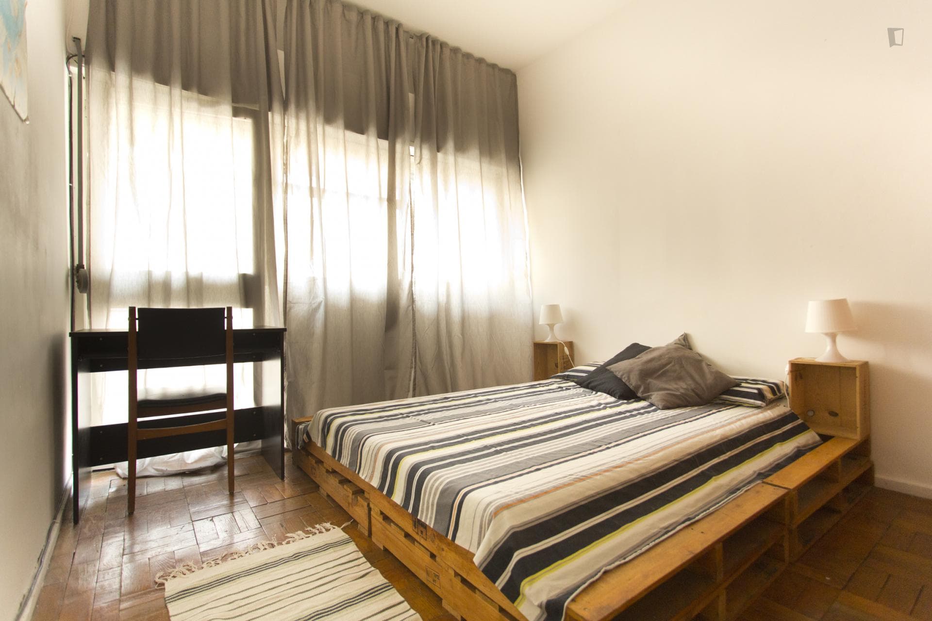 Double bedroom near Escola Superior de Biotecnologia photo 1