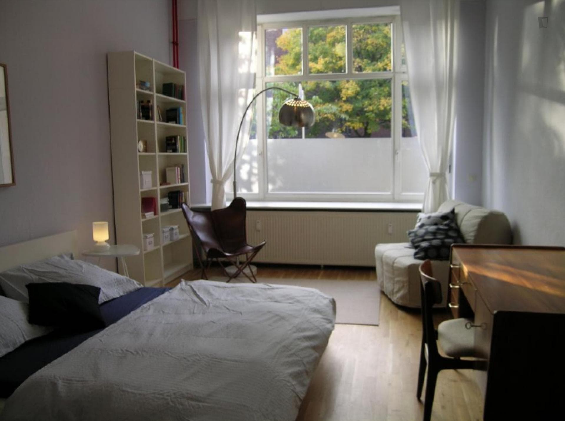 Appealing 1-bedroom apartment in well-connected Prenzlauer Berg photo 1