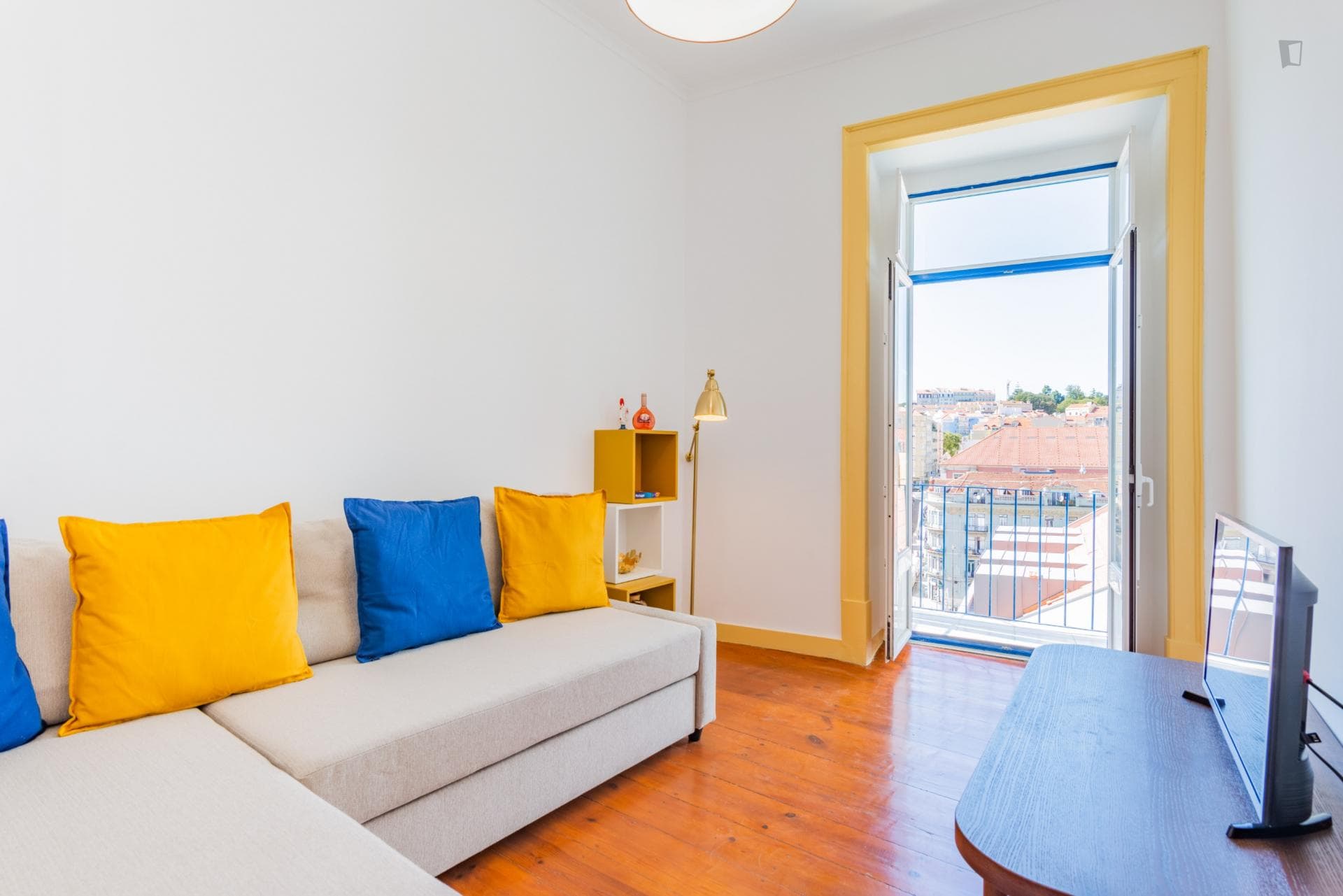 Property photo thumbnail