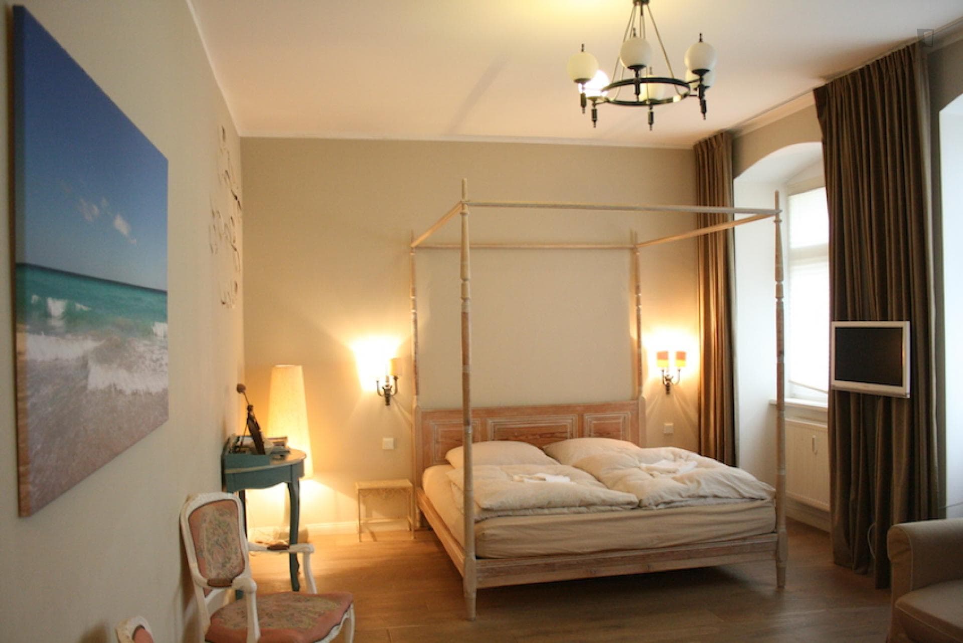 Comfortable studio near the Eberswalder Straße metro photo 1