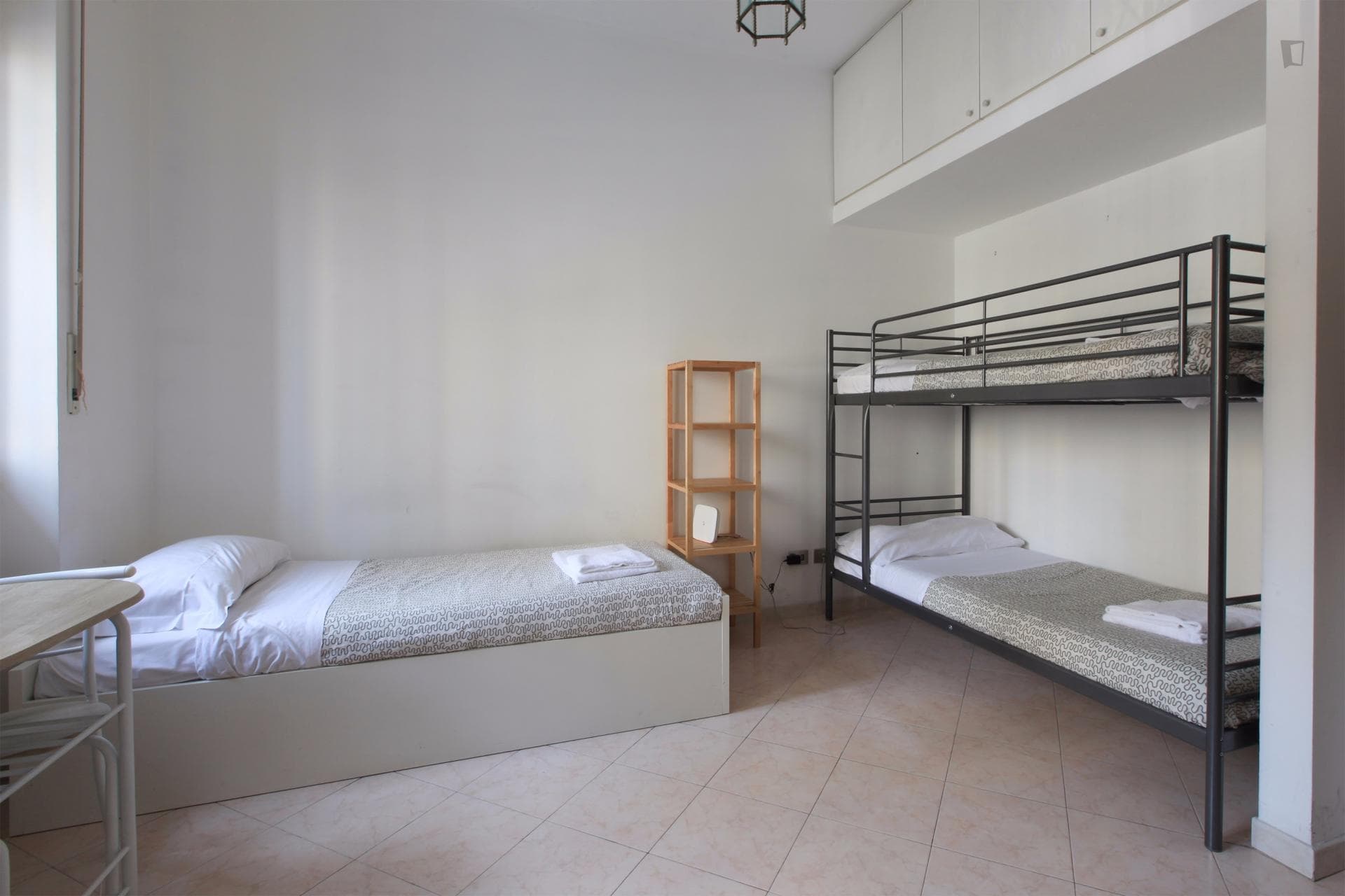 Homely studio near Pasteur metro station photo 1