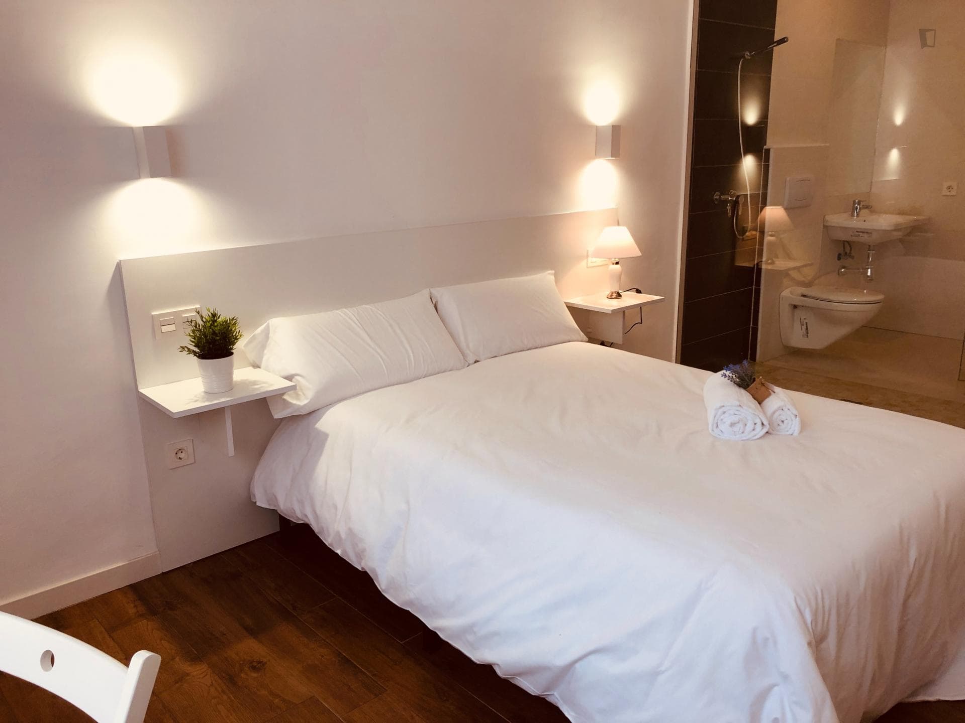 Studio, in a residence near Puente Romano photo 1
