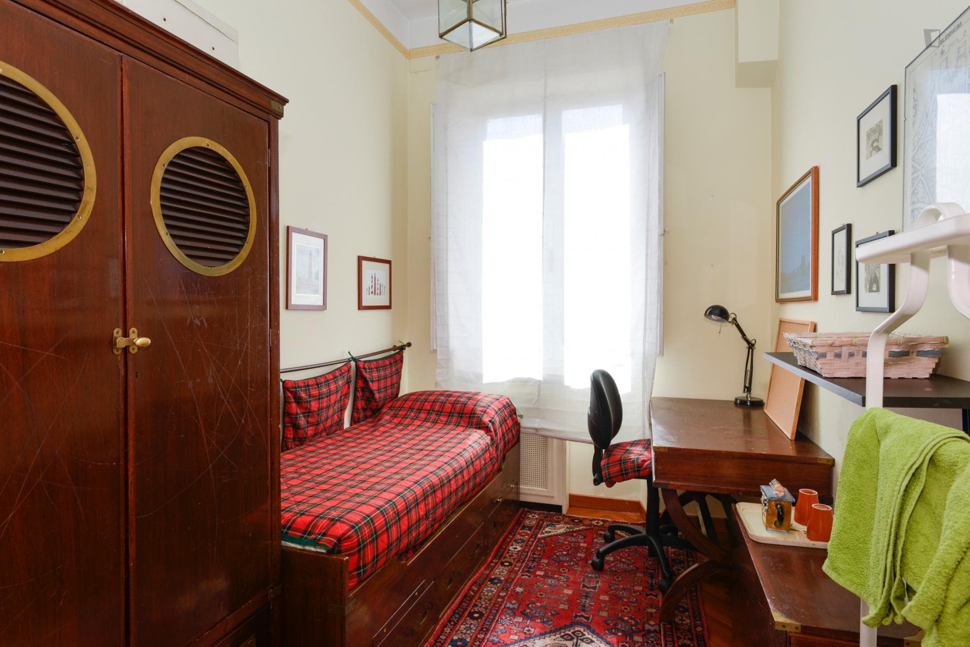 Beautiful single bedroom close to the Rufa - Rome University of Fine Arts photo 1