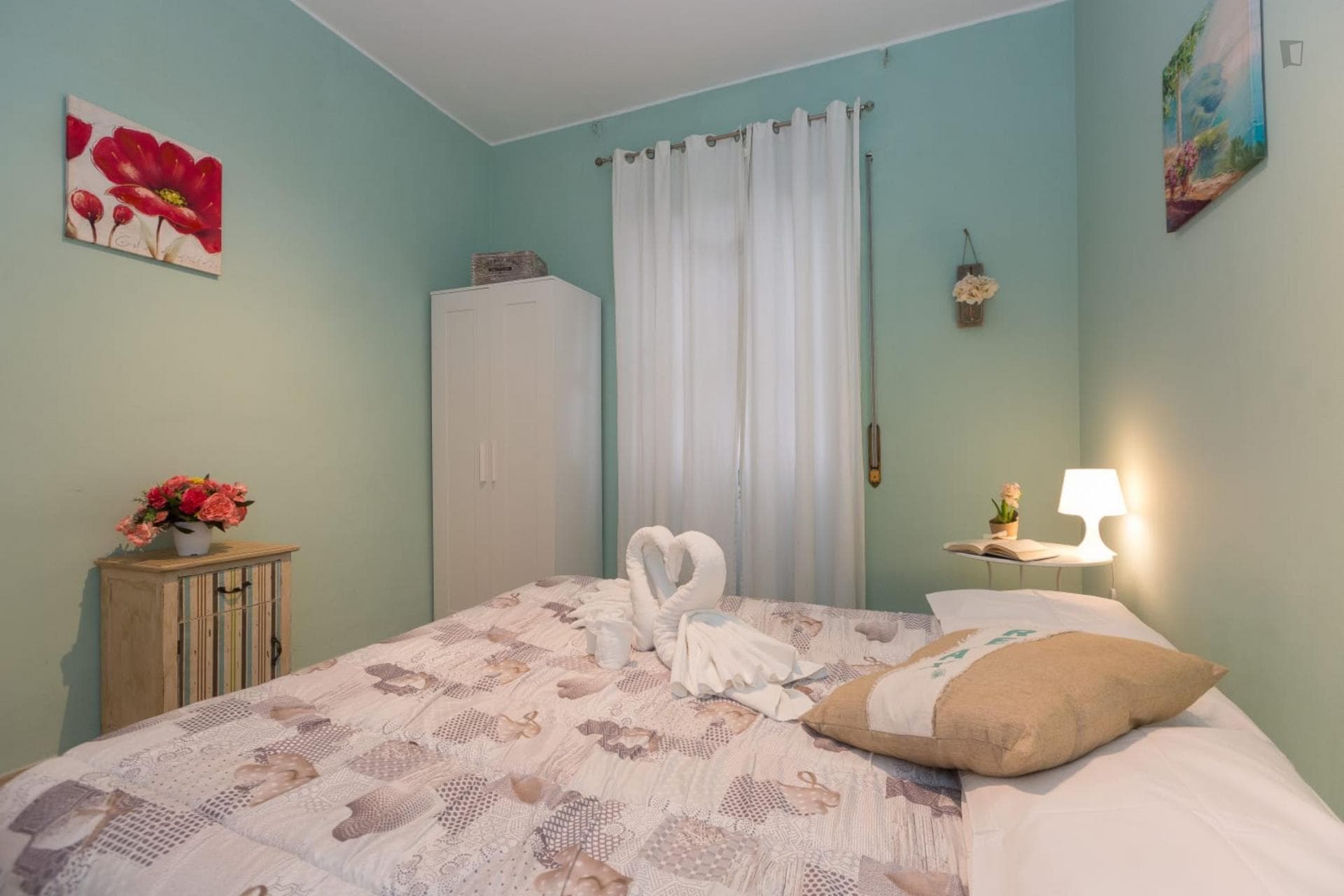 Cosy double bedroom close to Piazza Augusto Righi photo 1