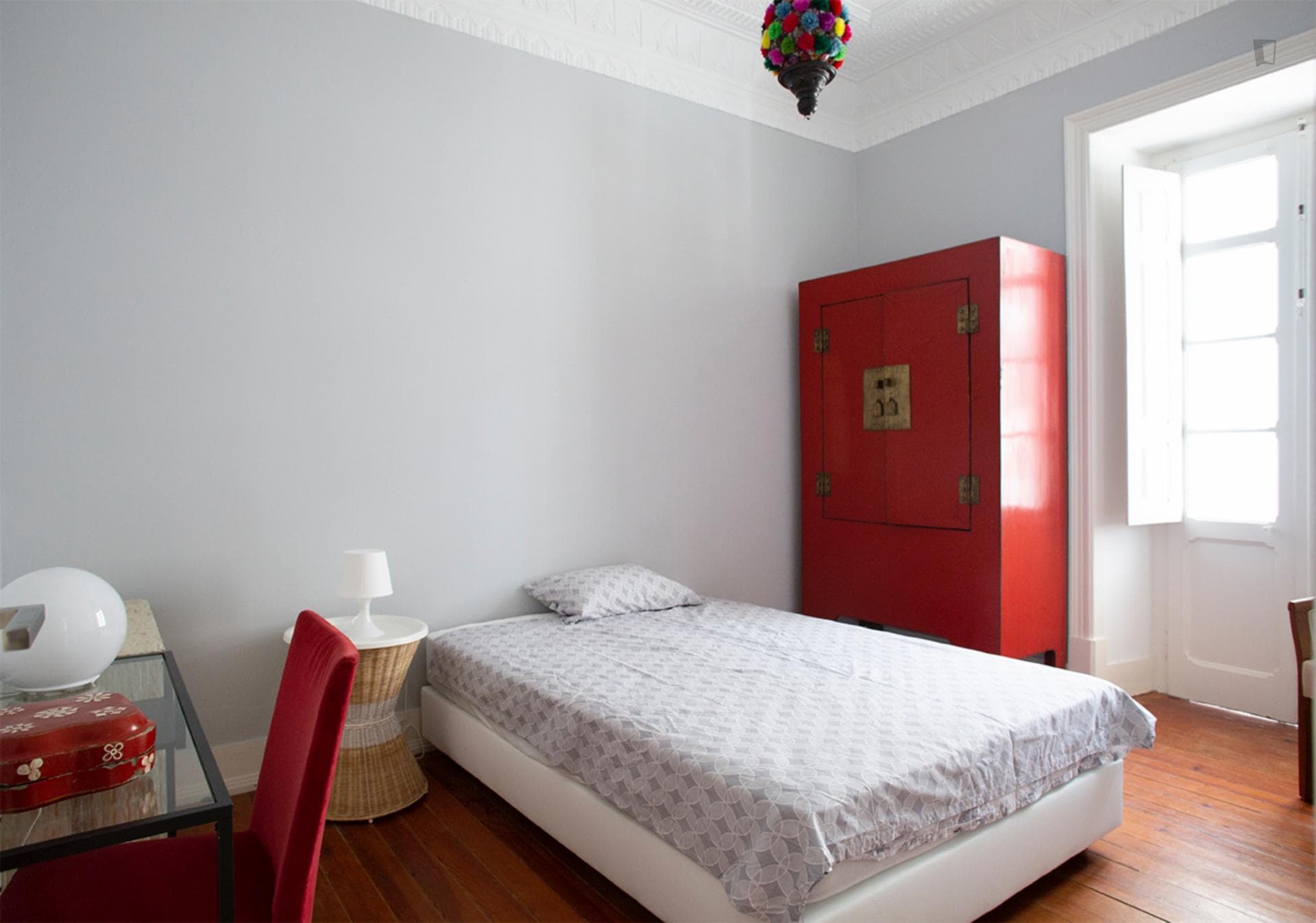 Airy double bedroom close to Instituto Superior Técnico photo 1