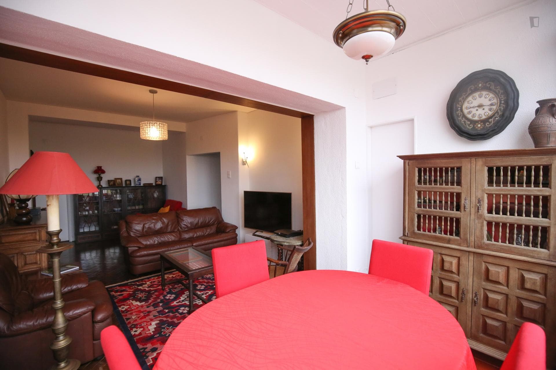 Comfy single bedroom, with private bathroom photo 1