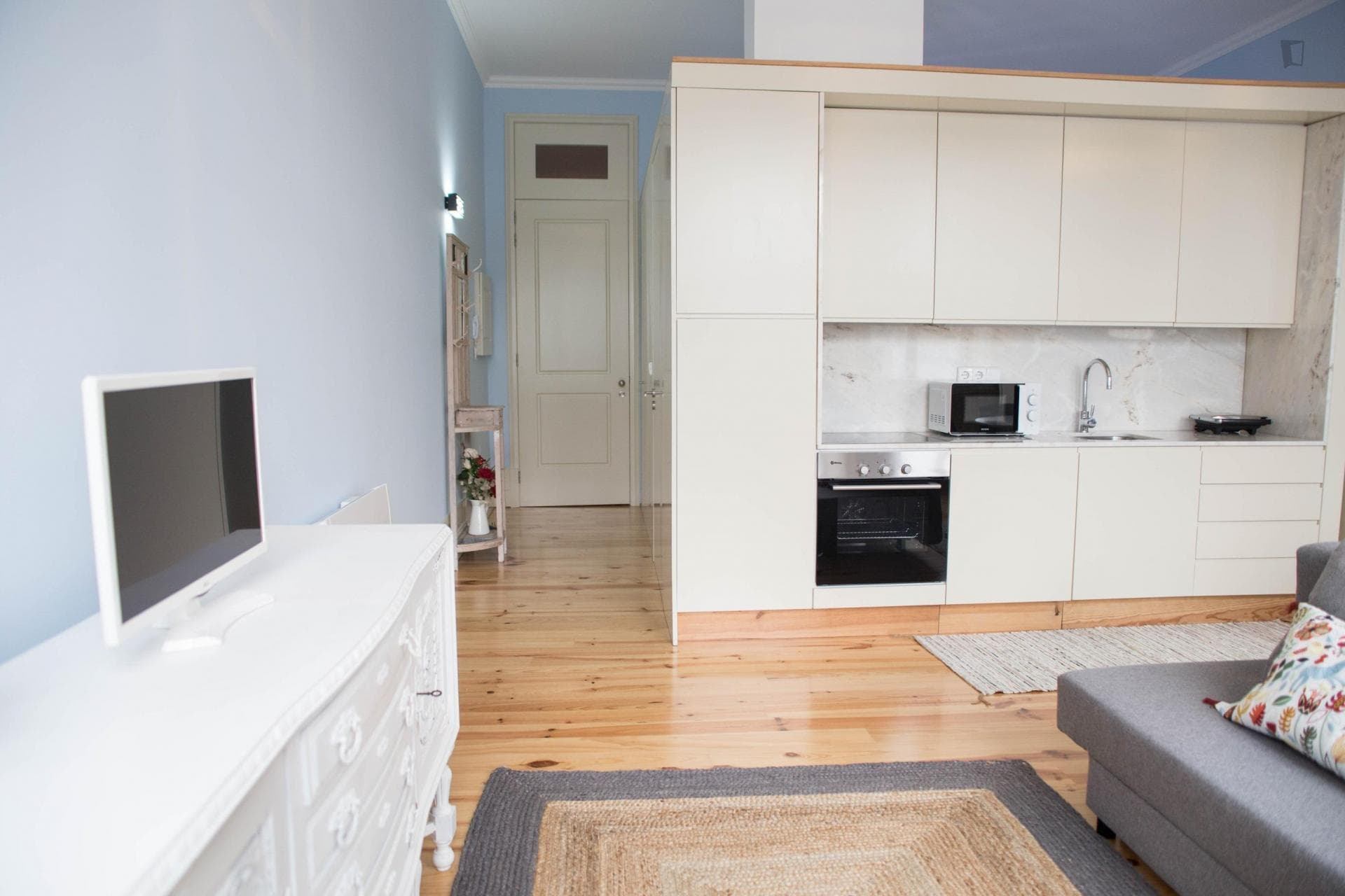 Property photo thumbnail